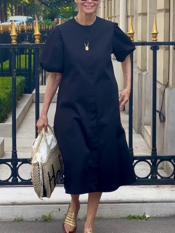 A-Line Loose Pleated Pockets Solid Color Round-Neck Midi Dresses