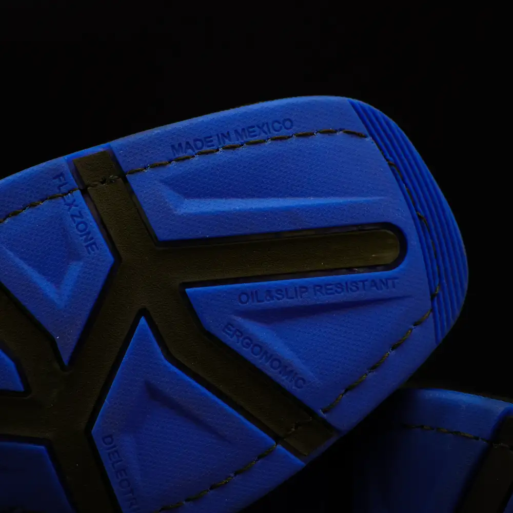 Black Leather Botin With Lightweight Soles - Square Toe