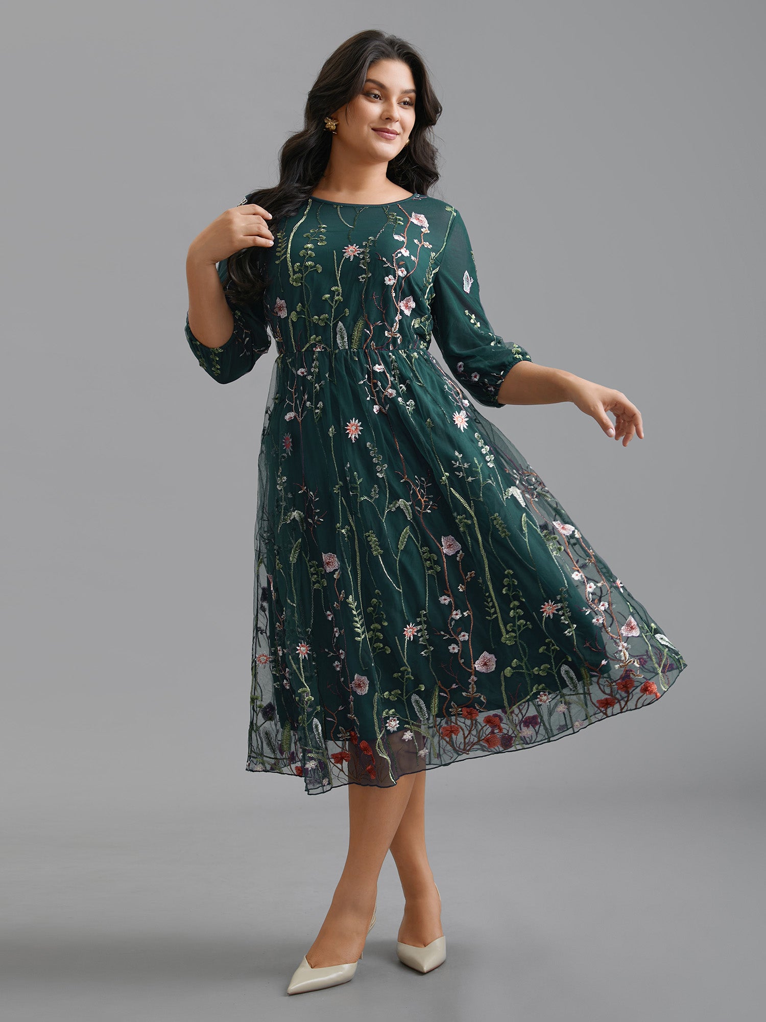 Floral Embroidered Elastic Waist Lined Midi Dress