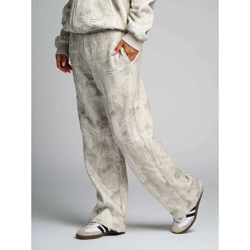 Unisex Camo Straight-Leg Sweatpants – Relaxed Everyday Comfort