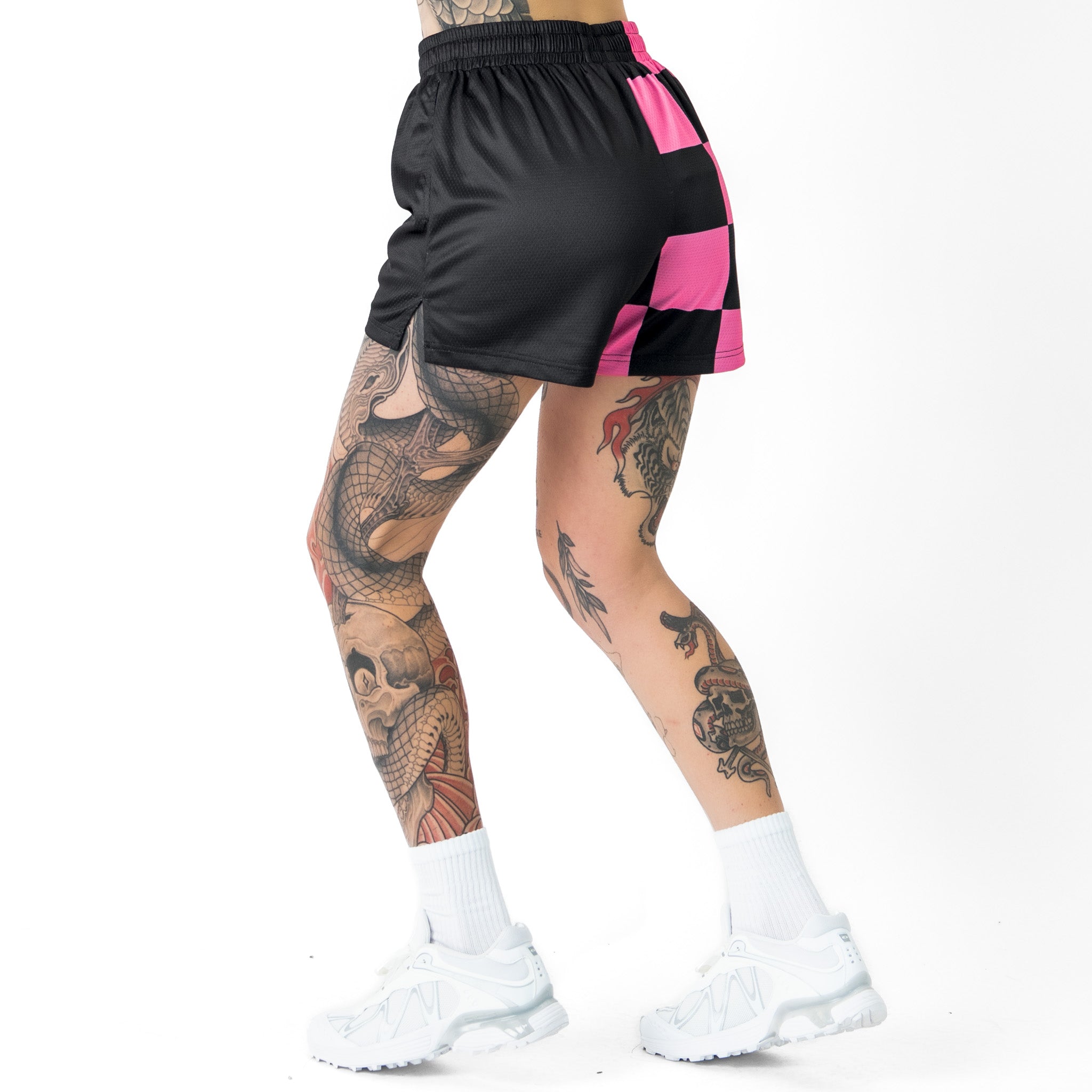 MUAY THAI SHORTS (MID THIGH CUT) CHECKER - BLACK / PINK