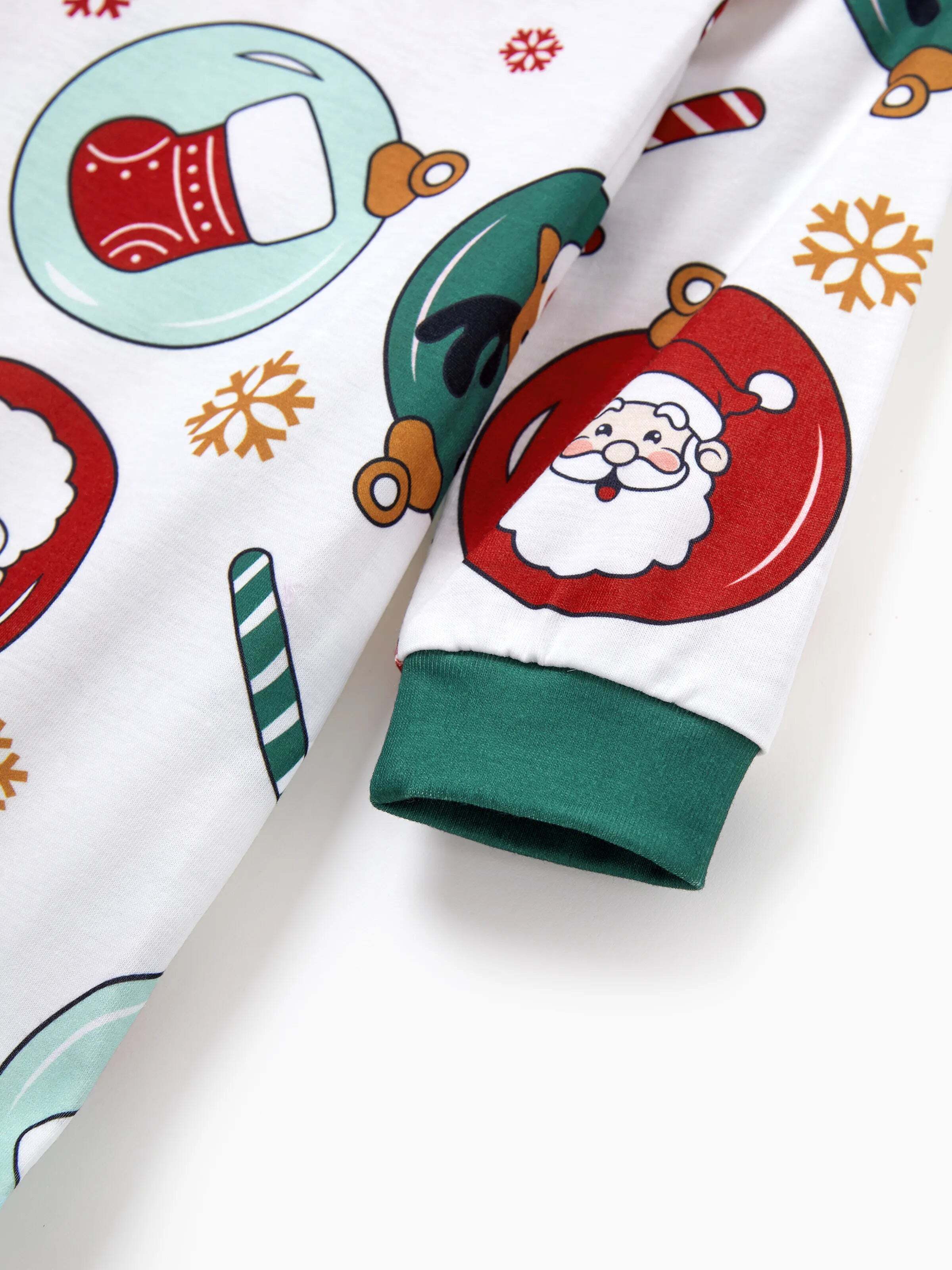 Christmas Matching Family Pajamas Set Reindeer and Santa Claus PJS with Christmas Socks Green