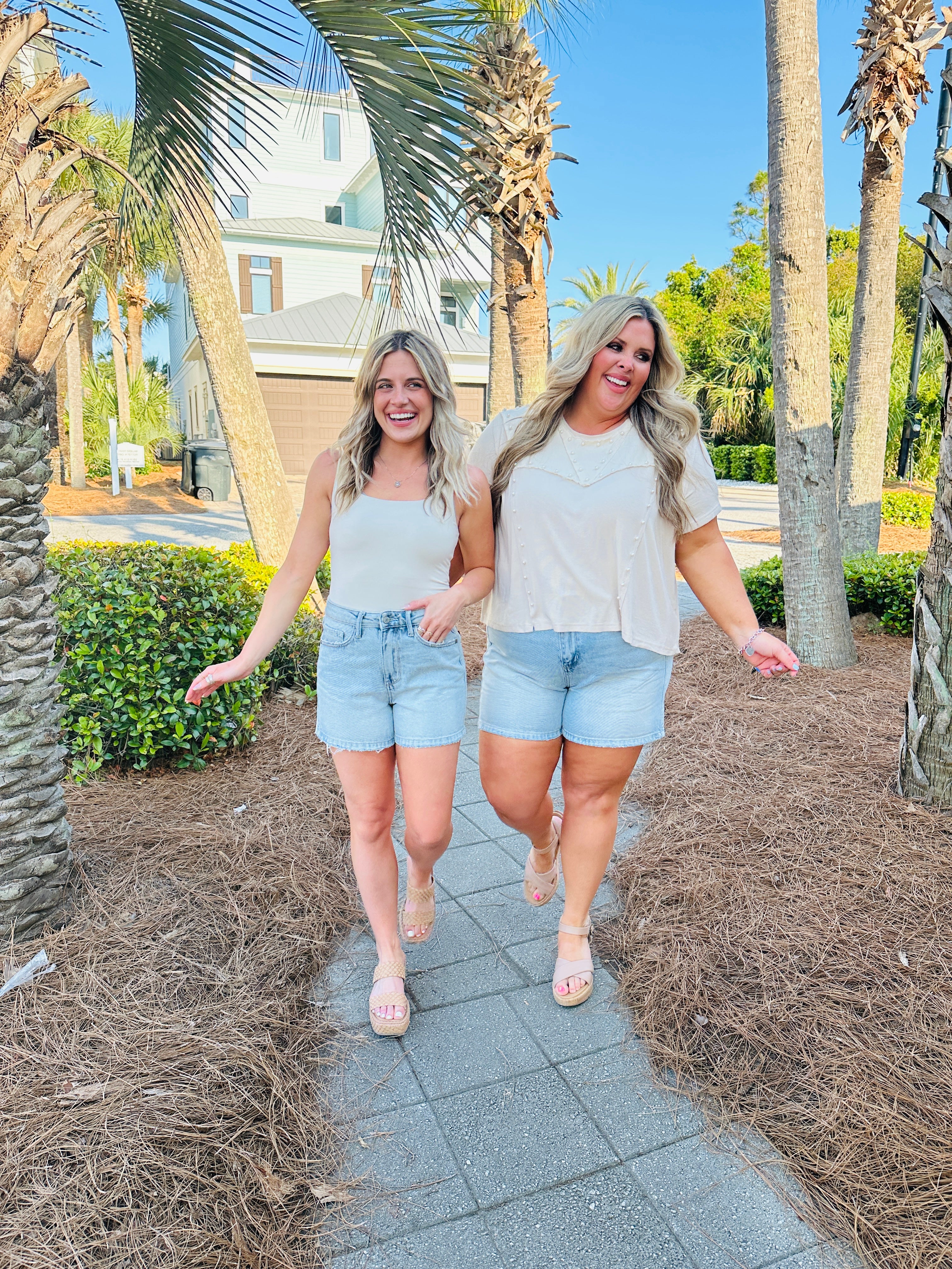 Judy Blue The Magic Touch Half Rigid Magic Shorts