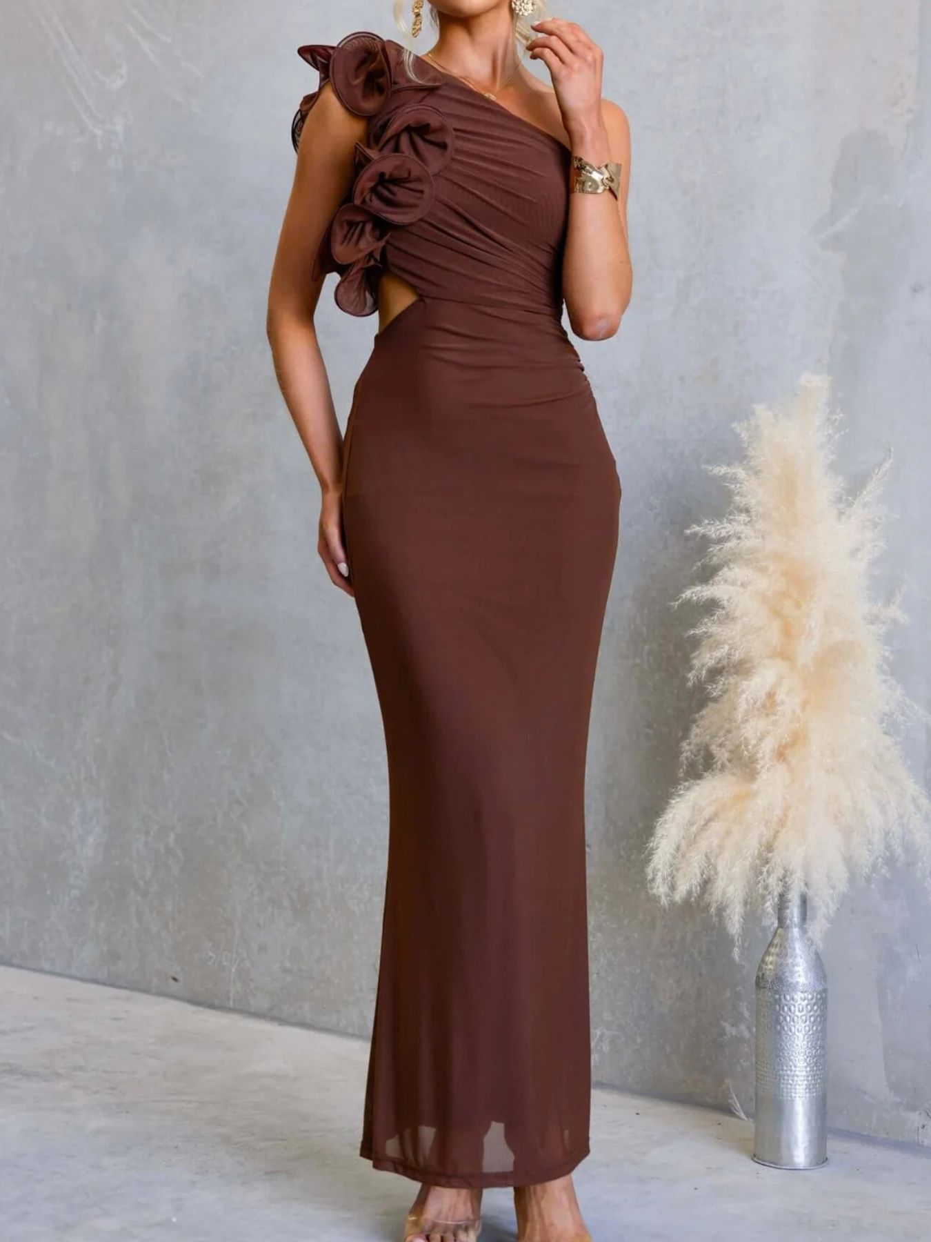 One-Shoulder Floral Trim Sleeveless Maxi Dress