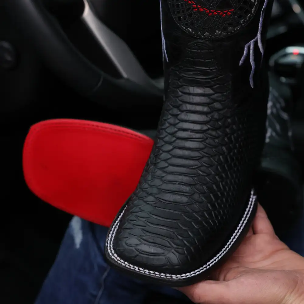 BLOWOUT SALE BOOT #31🚨