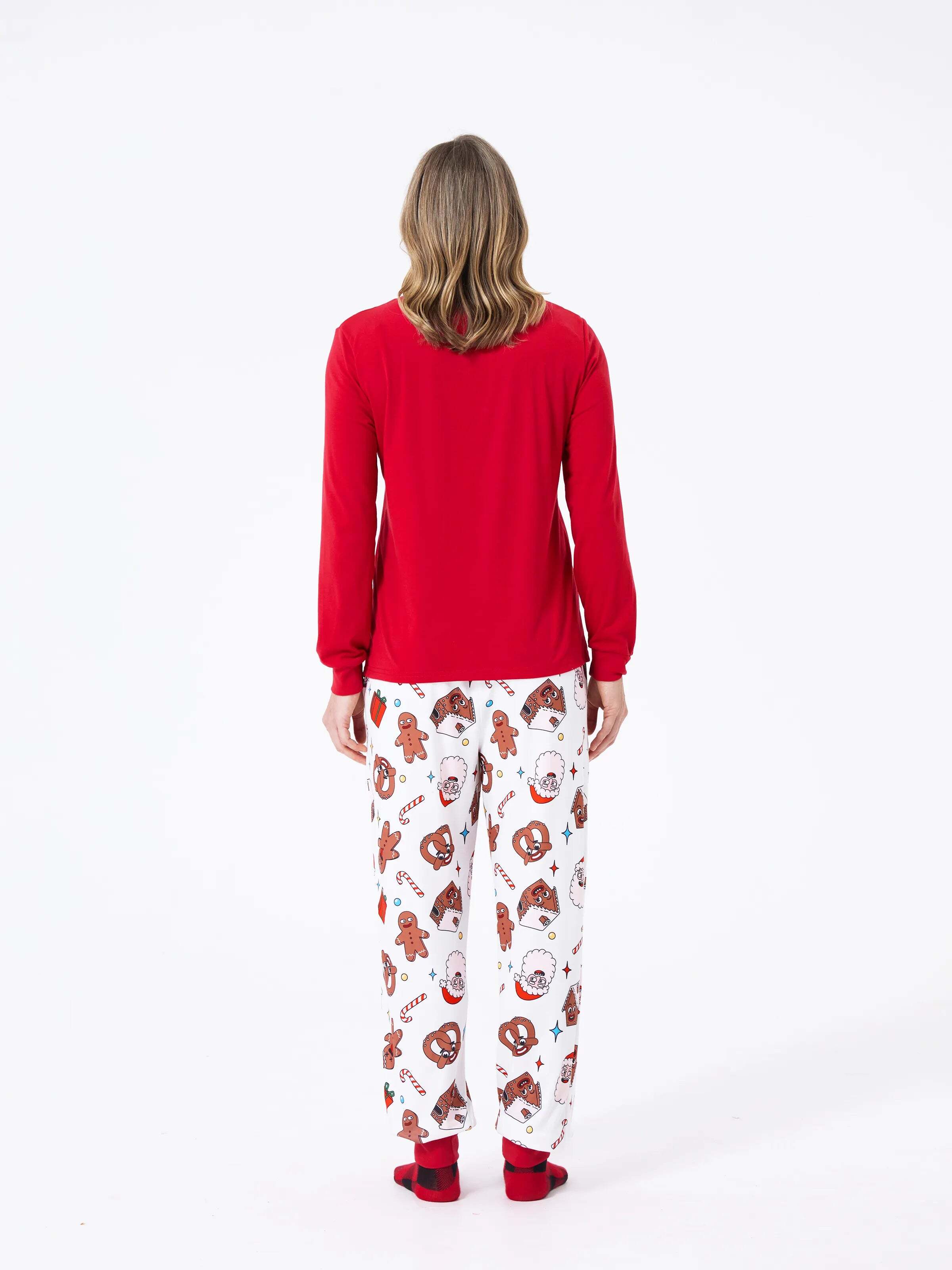 Christmas Matching Family Pajamas Set Gingerbread and Santa PJS with Christmas Socks Red