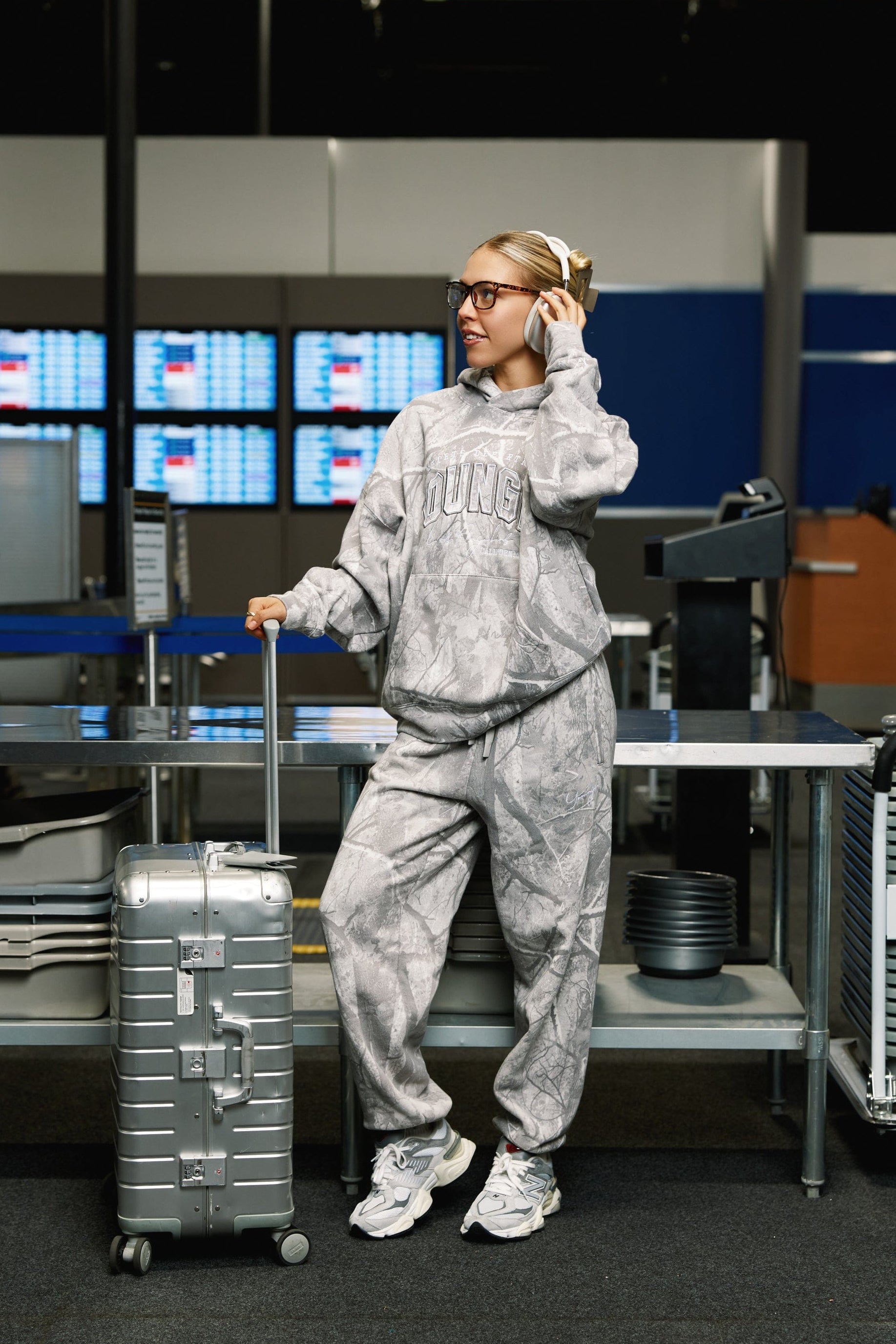 W2226 - Layover Cuff Joggers