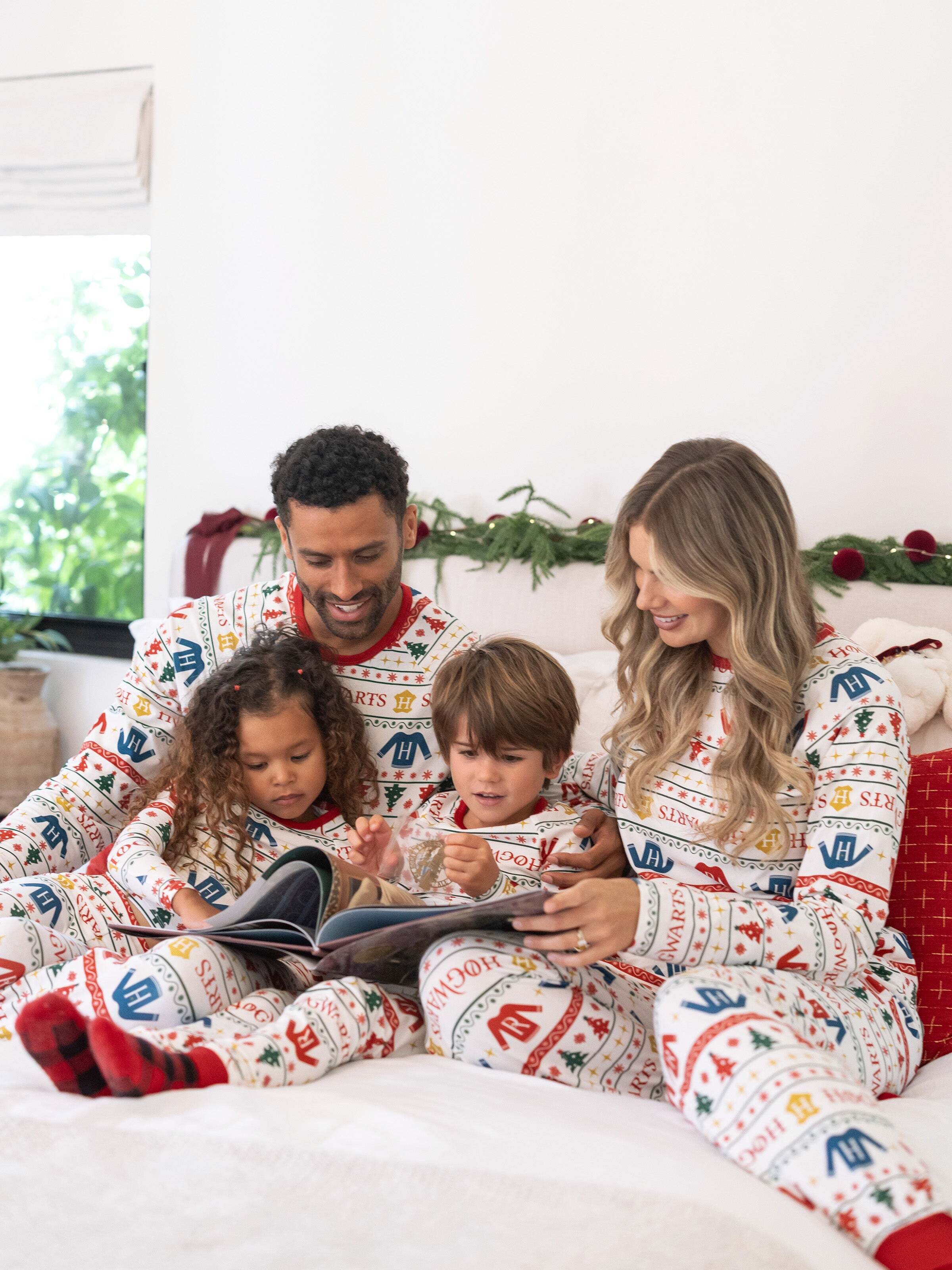 Christmas Matching Family Organic Cotton Snug-fitting Pajamas Sets with Socks White