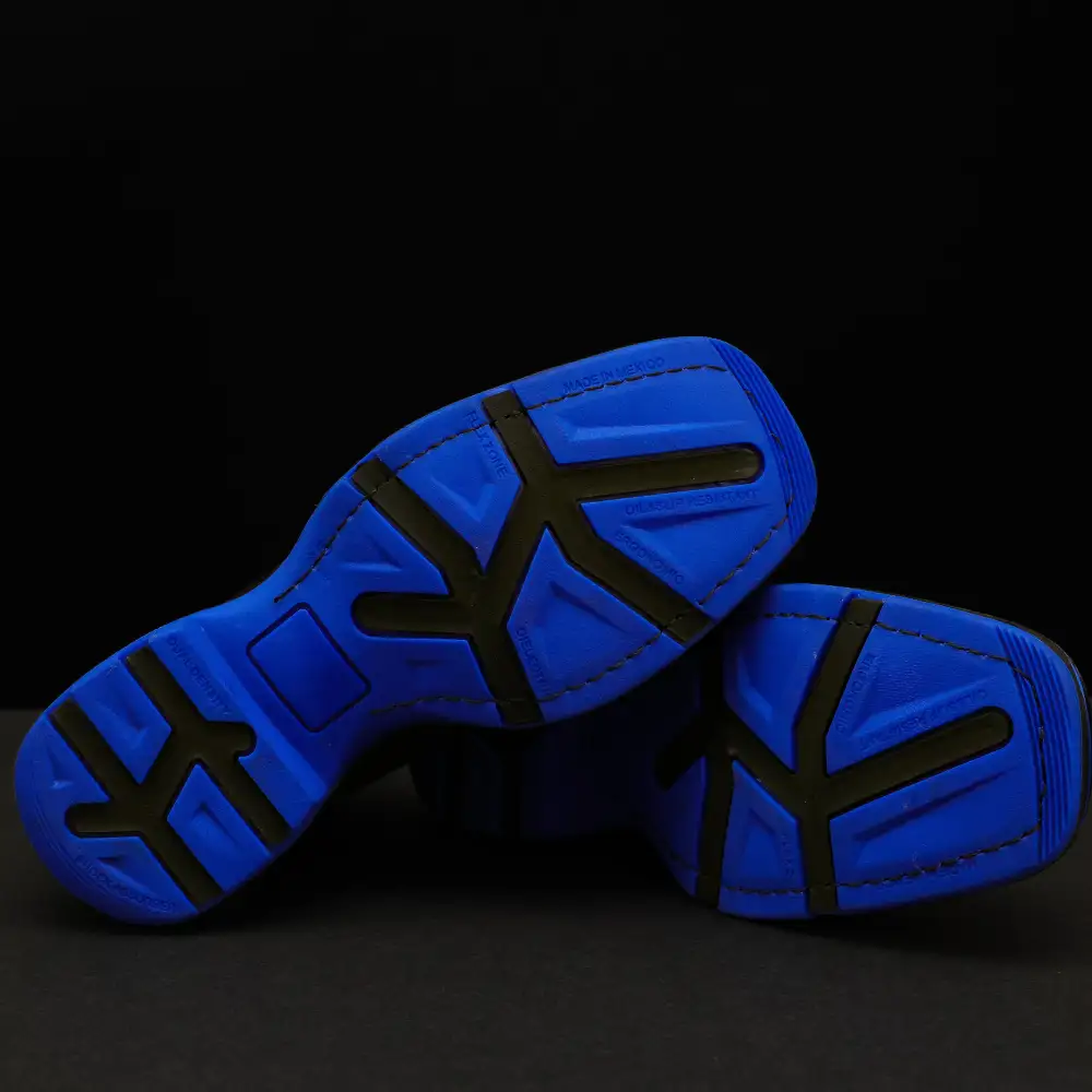 Black Leather Botin With Lightweight Soles - Square Toe