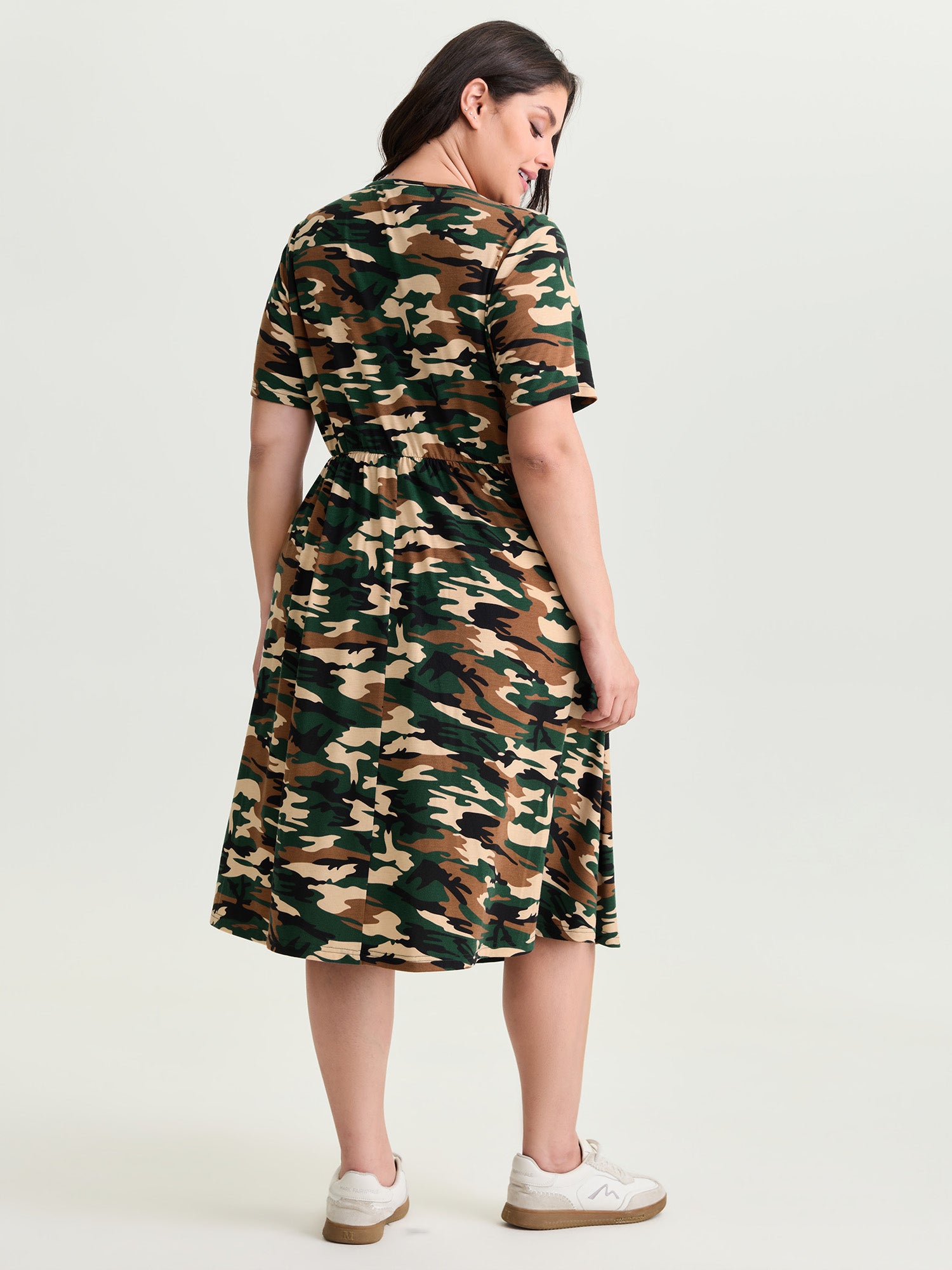 Camouflage Print Round Neck Pockets Midi Dress
