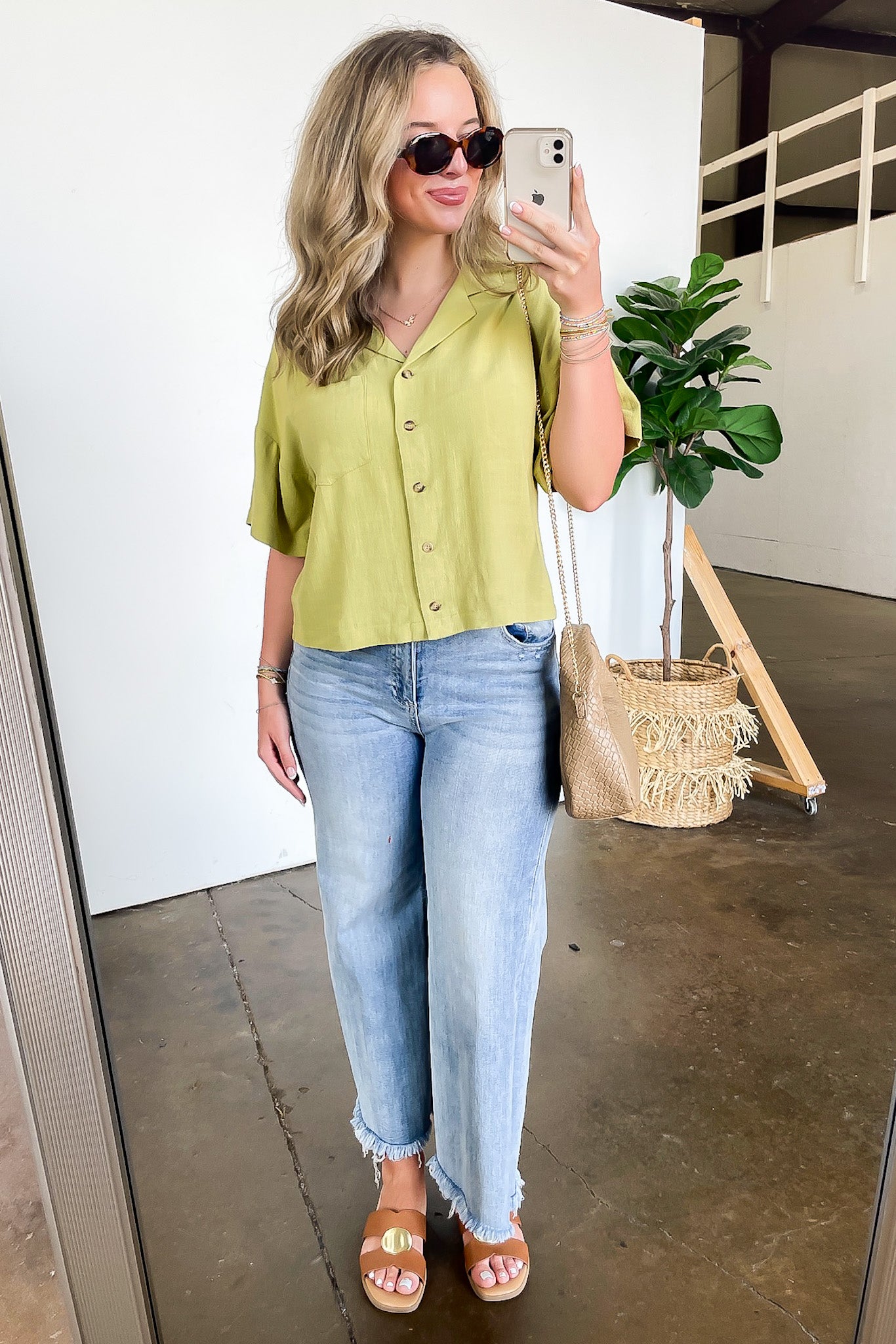 Notched Collar Short Sleeve Shirt