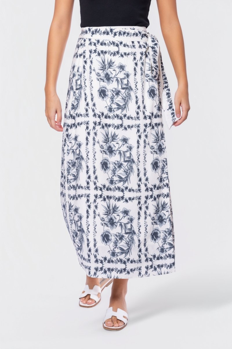 Leila Skirt (White/Black)