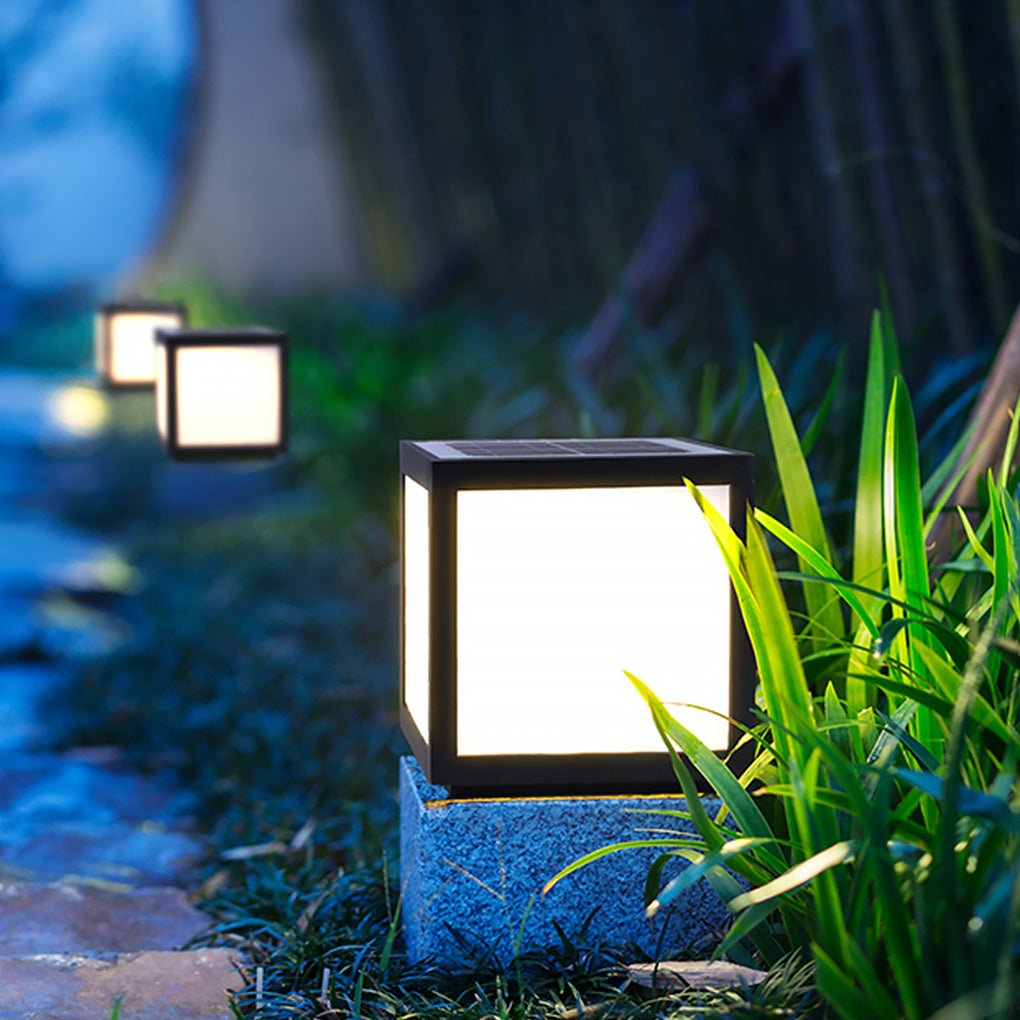 Outdoor Courtyard Waterproof LED Solar Pillar Lights Landscape Lighting