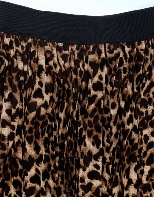 New Leopard Pleated Skirt