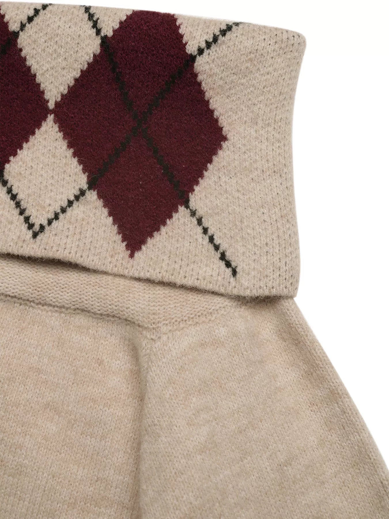 Off-Shoulder Argyle Pattern Sweater