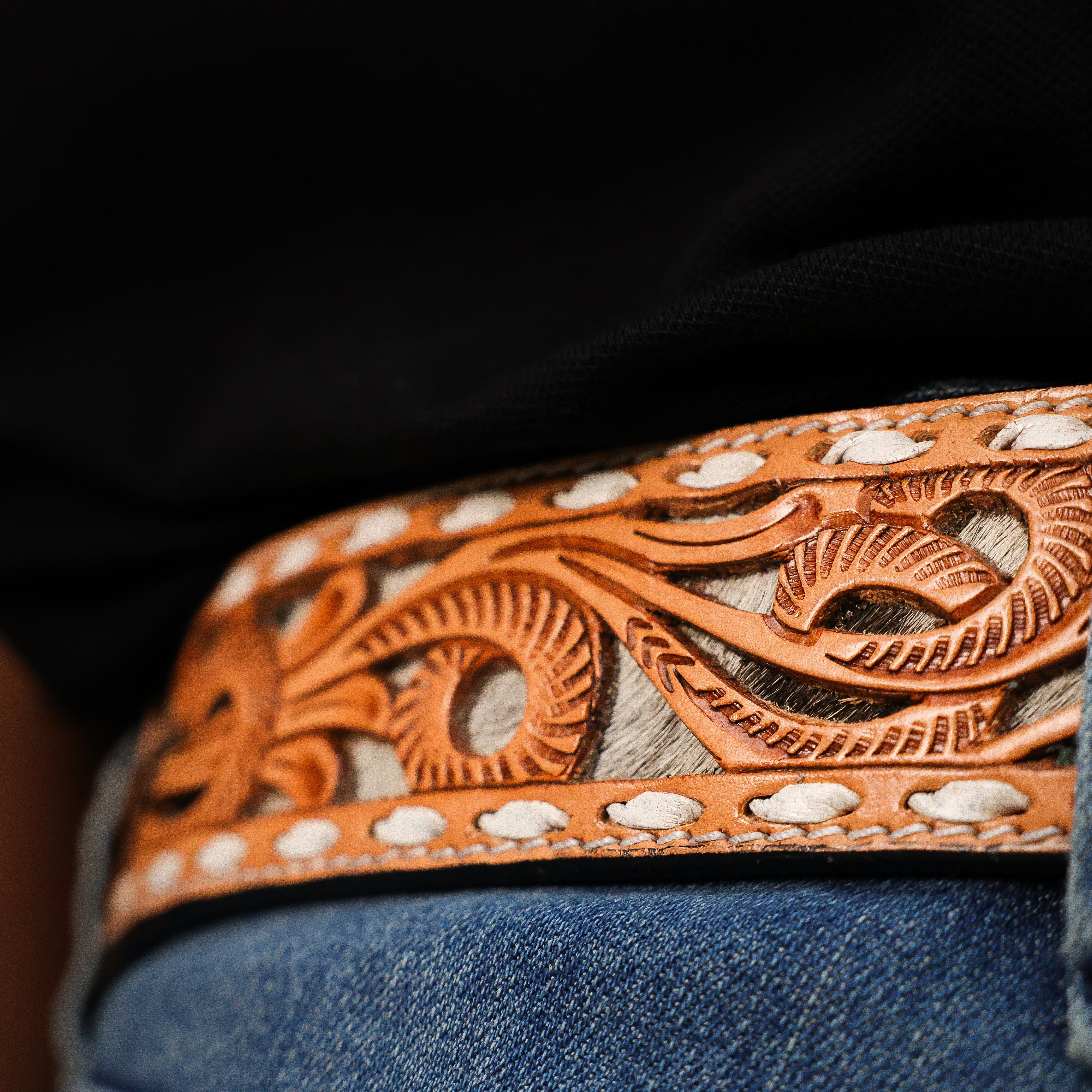 Hand-Tooled Artesanal Leather Belt