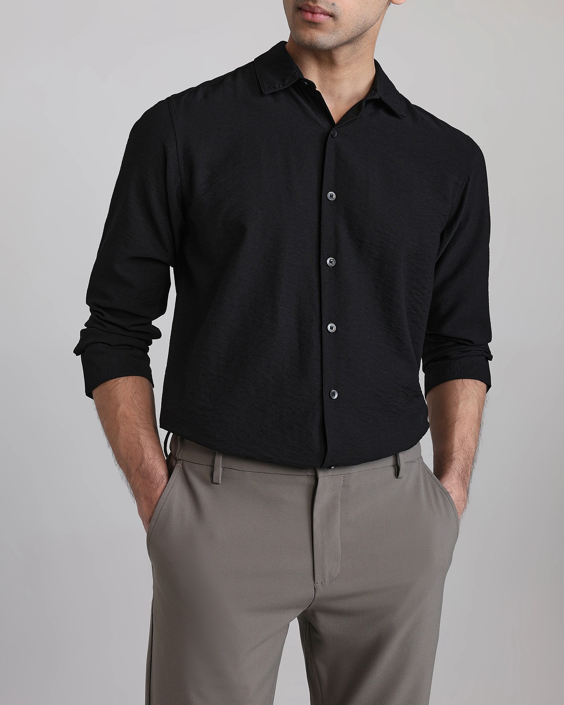 Leisure Simple Comfortable Slim-Fit Breathable Black Shirt
