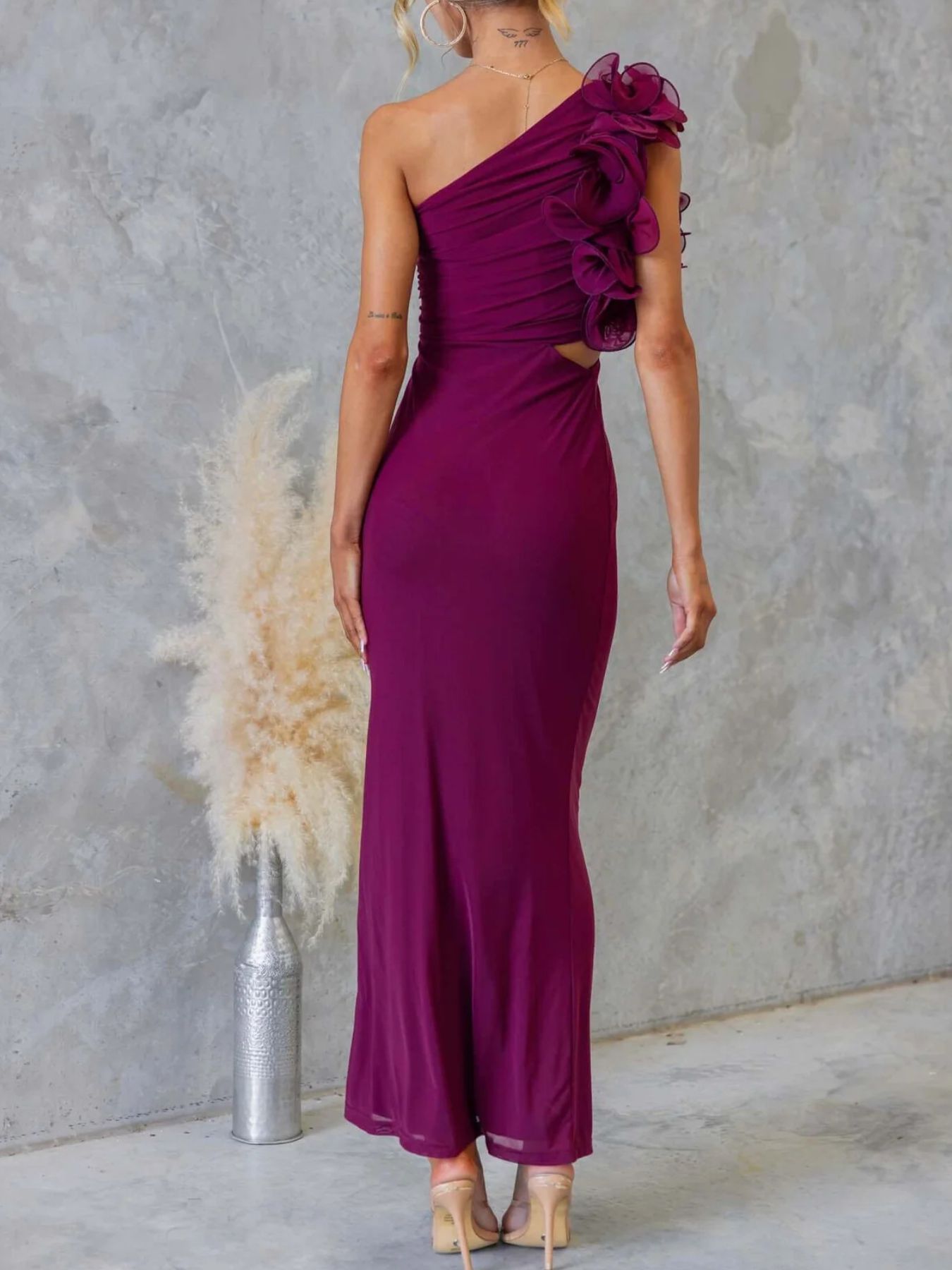 One-Shoulder Floral Trim Sleeveless Maxi Dress