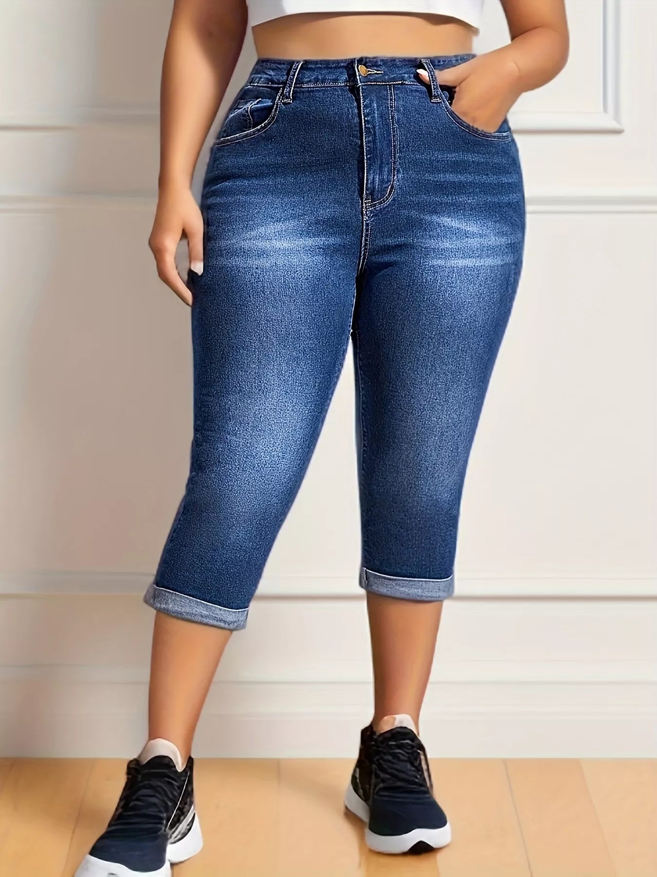 Plus Size Rolled Hem High Waist Denim Capri Jeans