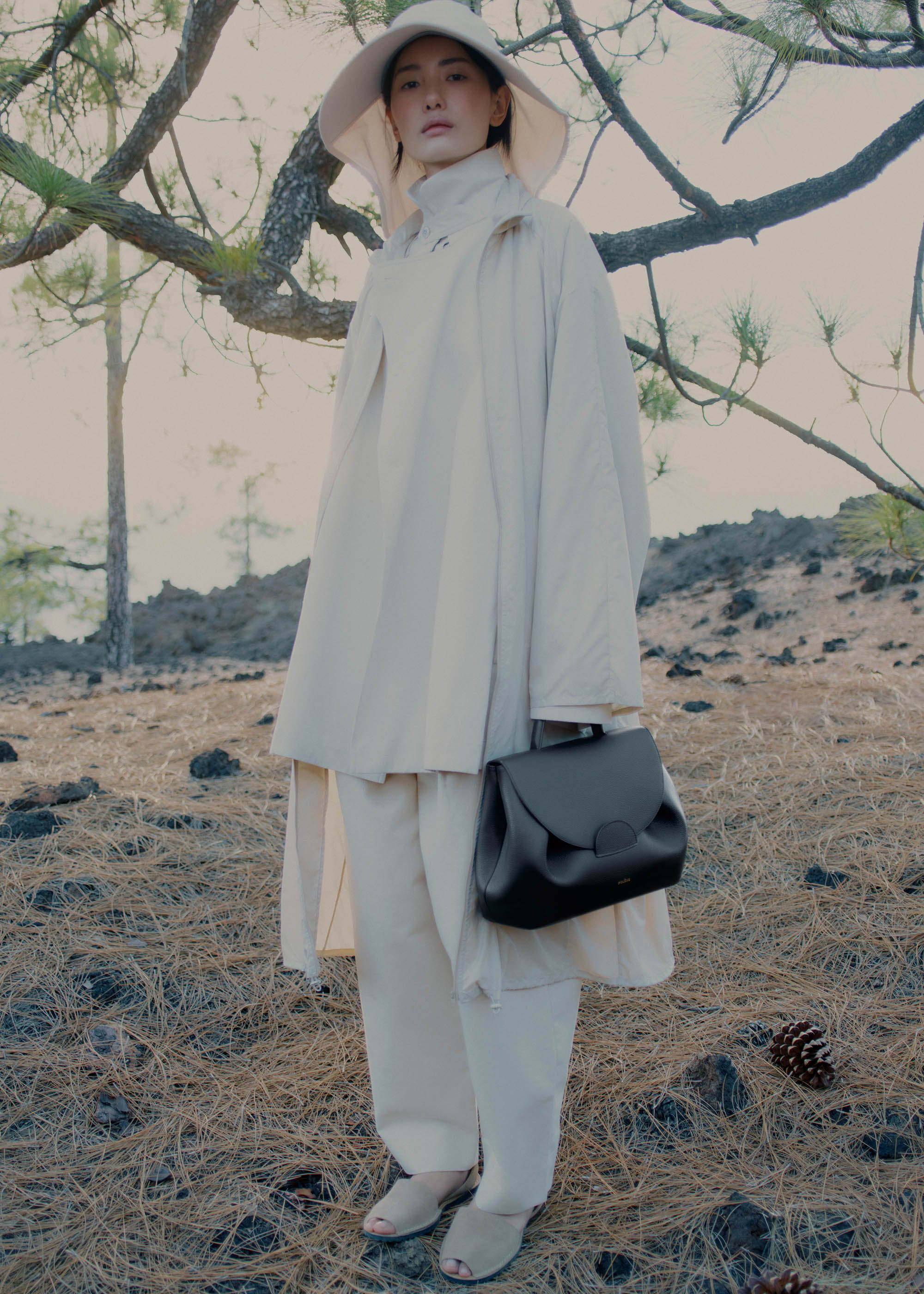 Numéro Un - Textured Black Clearance sale