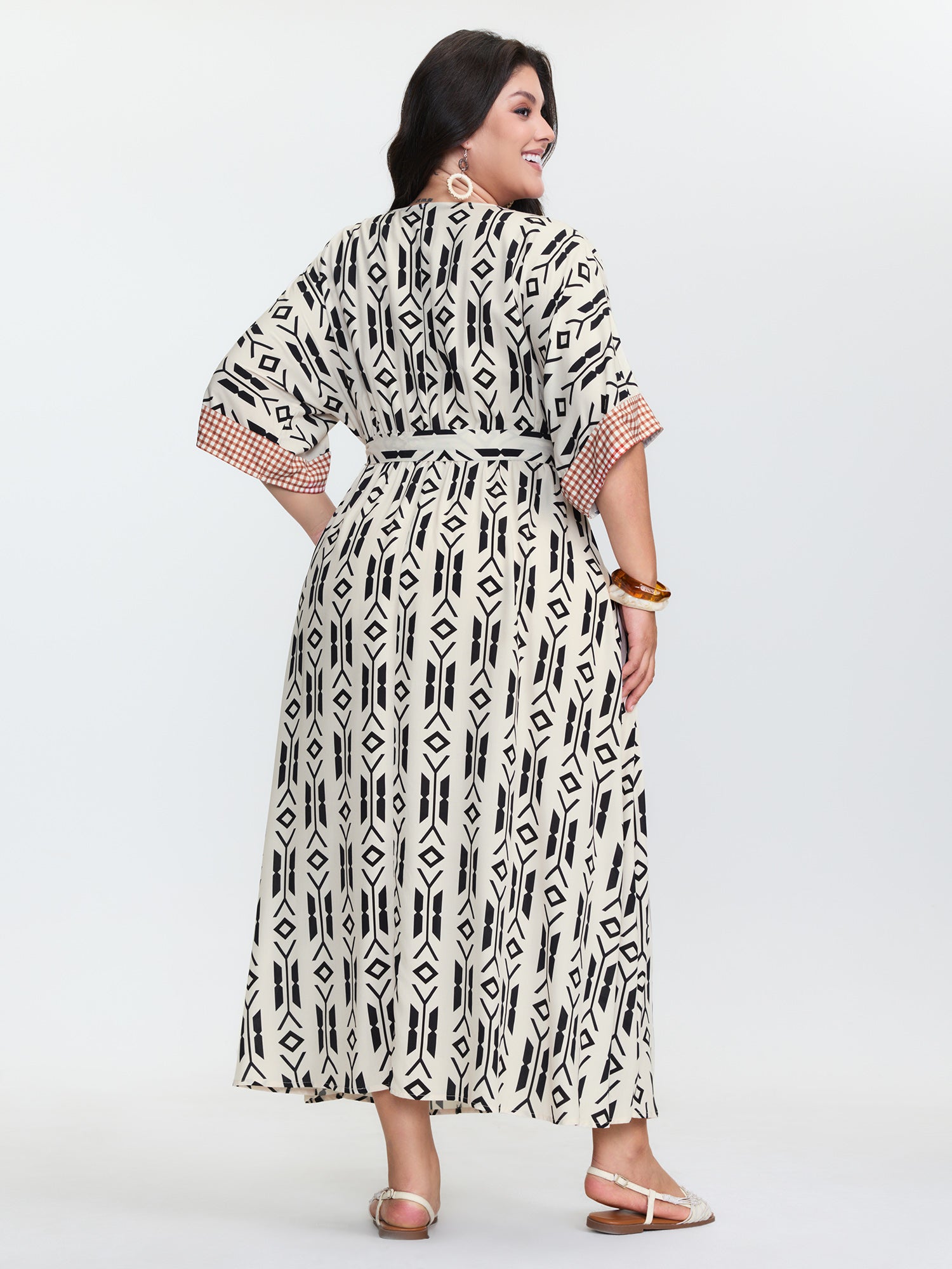 Geometric Print Pockets Surplice Maxi Dress