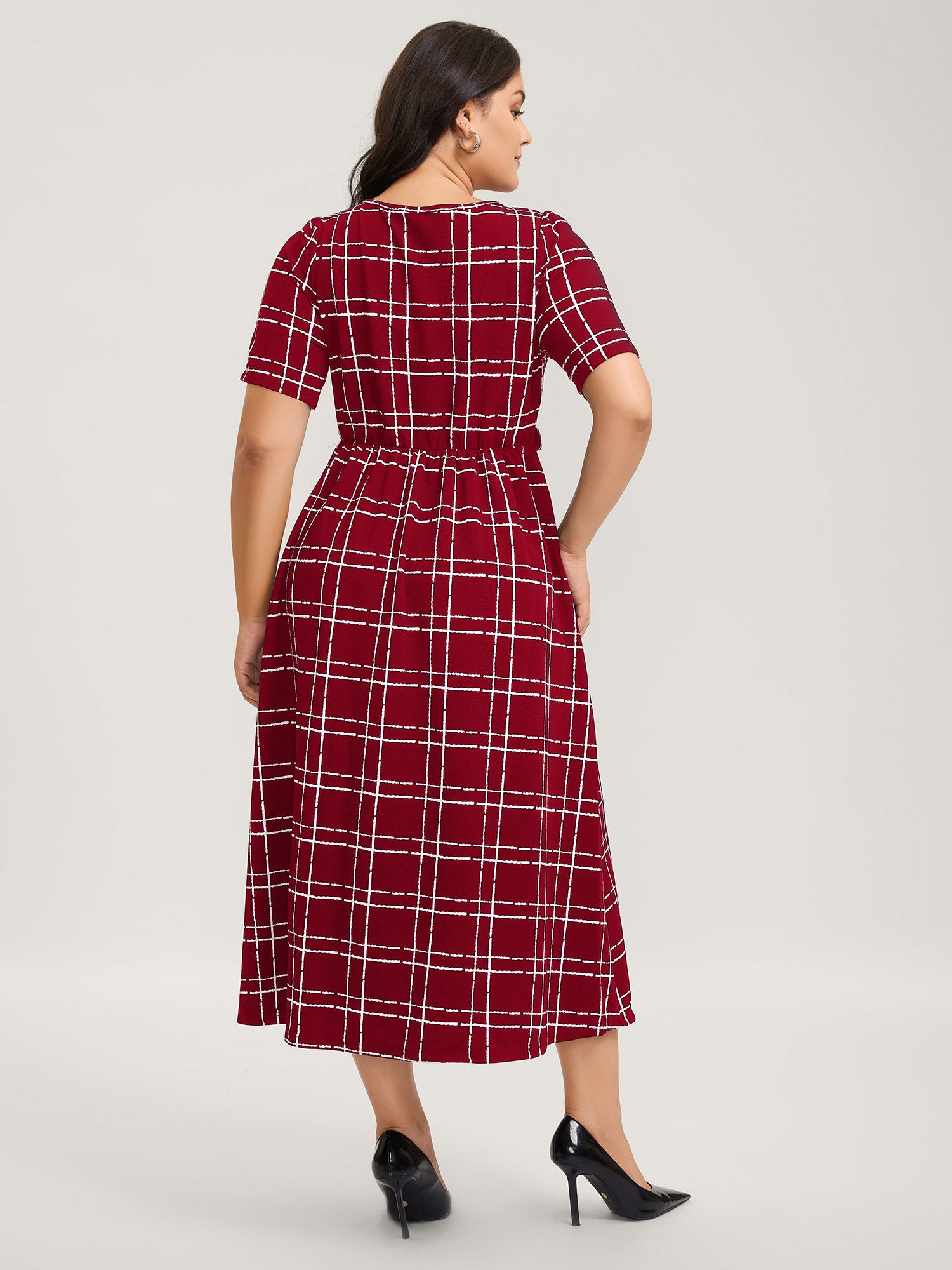 Grid Print Knit Belted Midi Dress