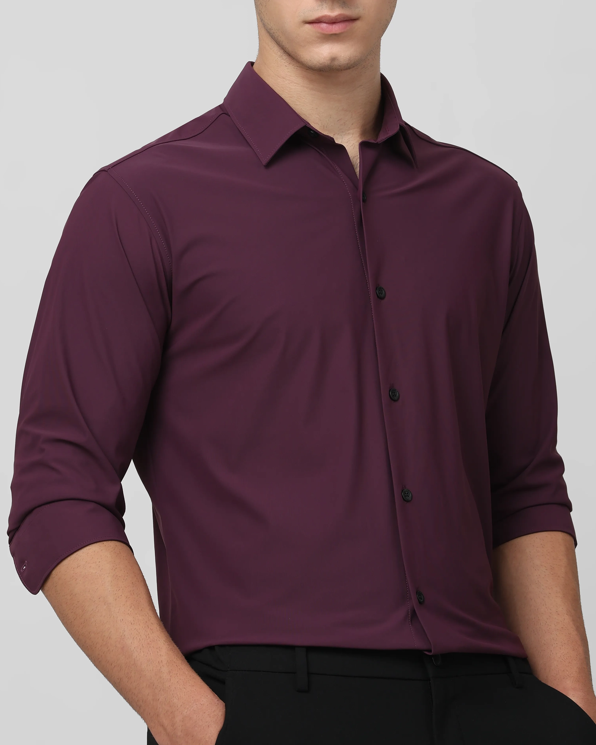 Leisure Soft And Comfortable Slim-Fit Maroon Shirt