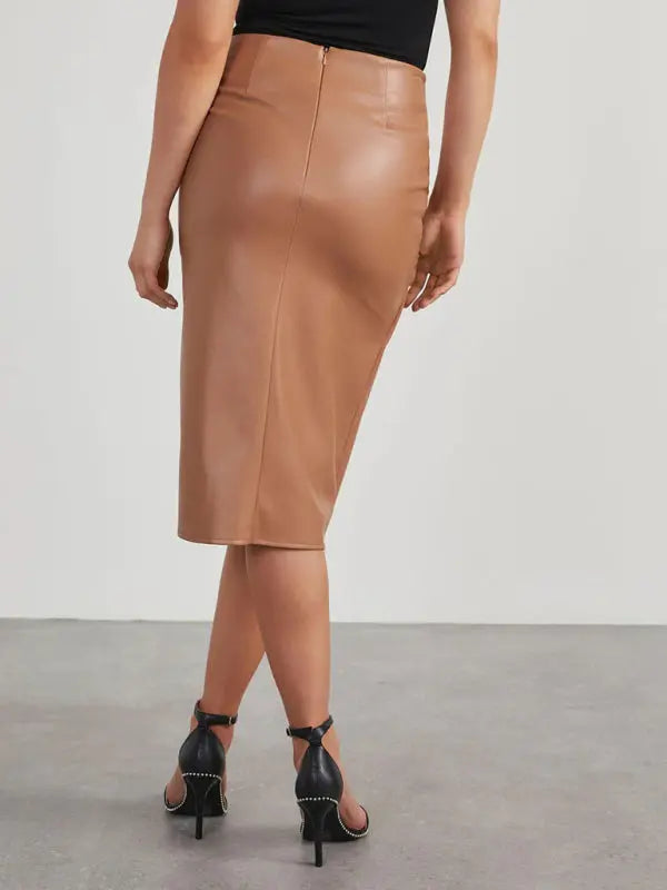 Solid Color Slit Mid-Length Butt-Covering Leather Skirt