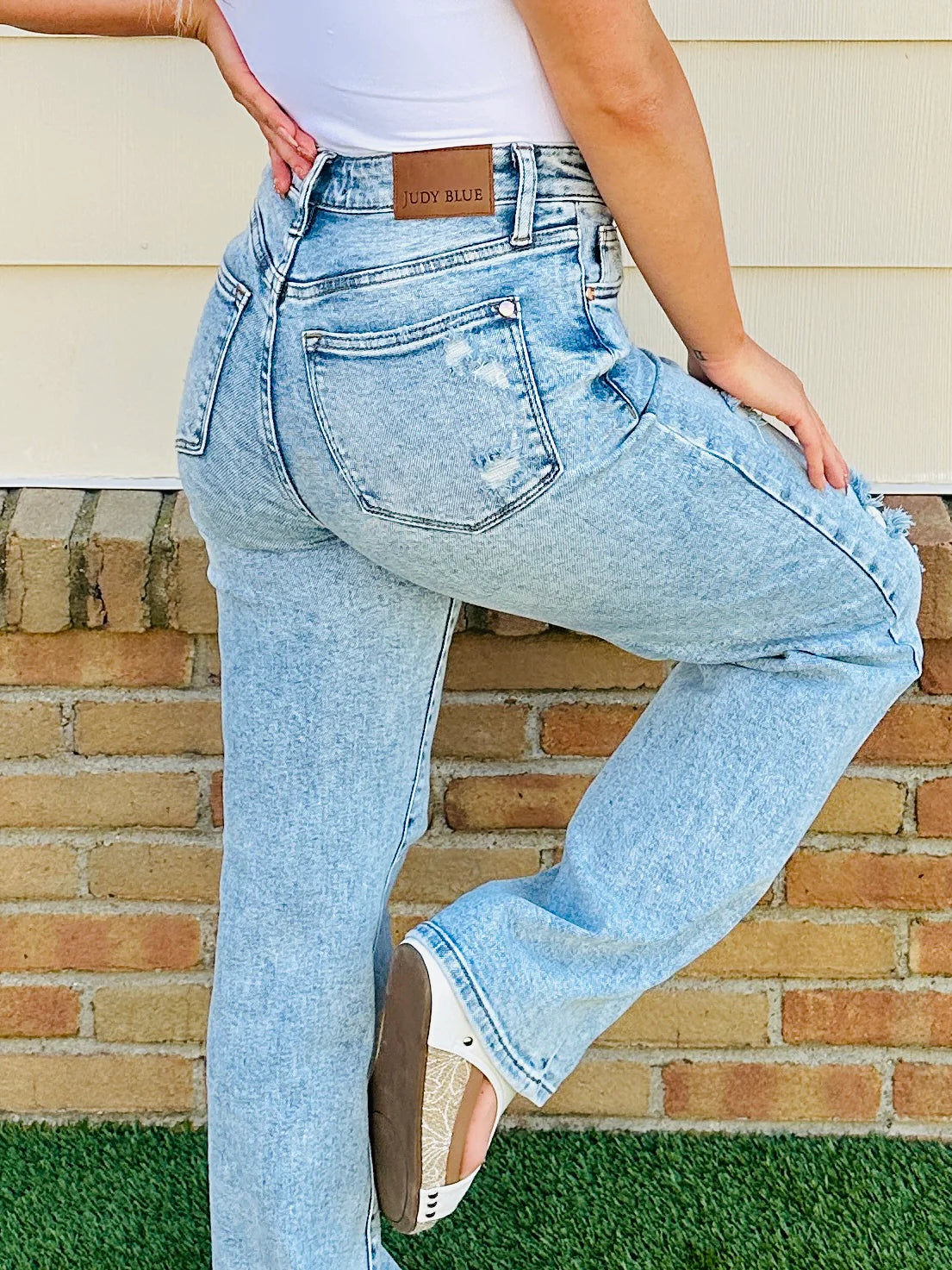 Judy Blue The Perfect Date Straight Jeans