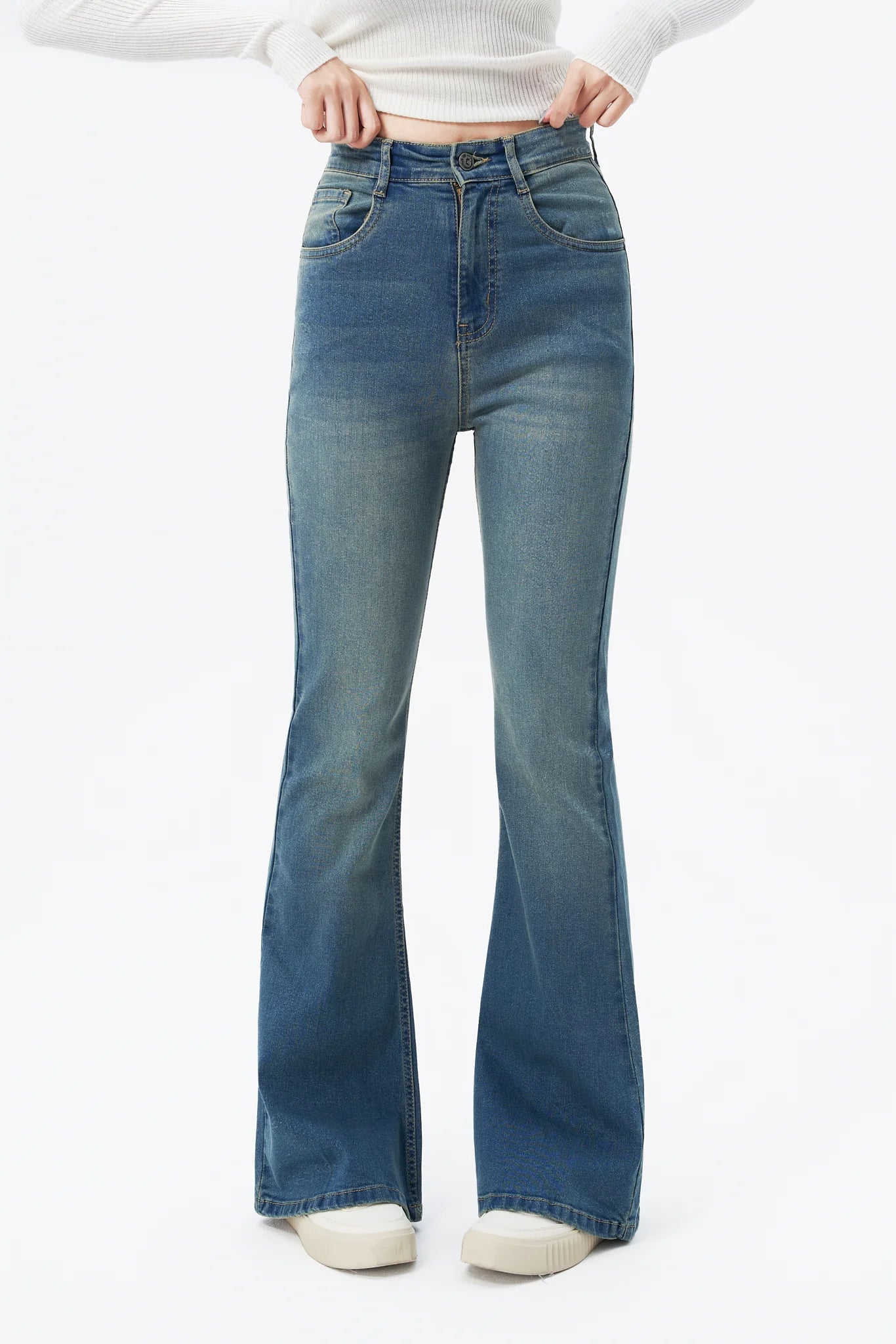 Classic Vogue Flare Jeans