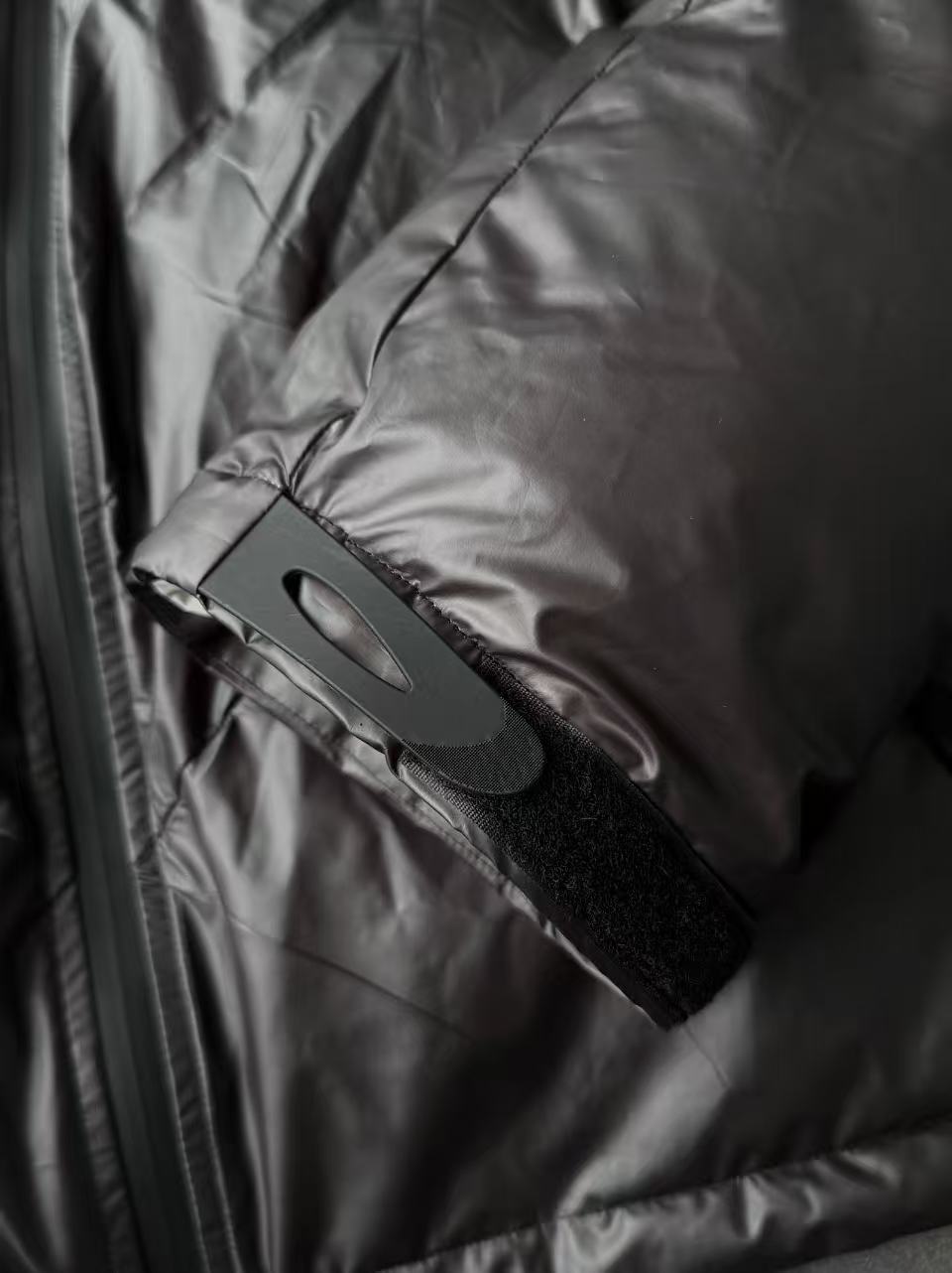 “Dissipate” HEAT REACTIVE PUFFER - 3-Color-Pack