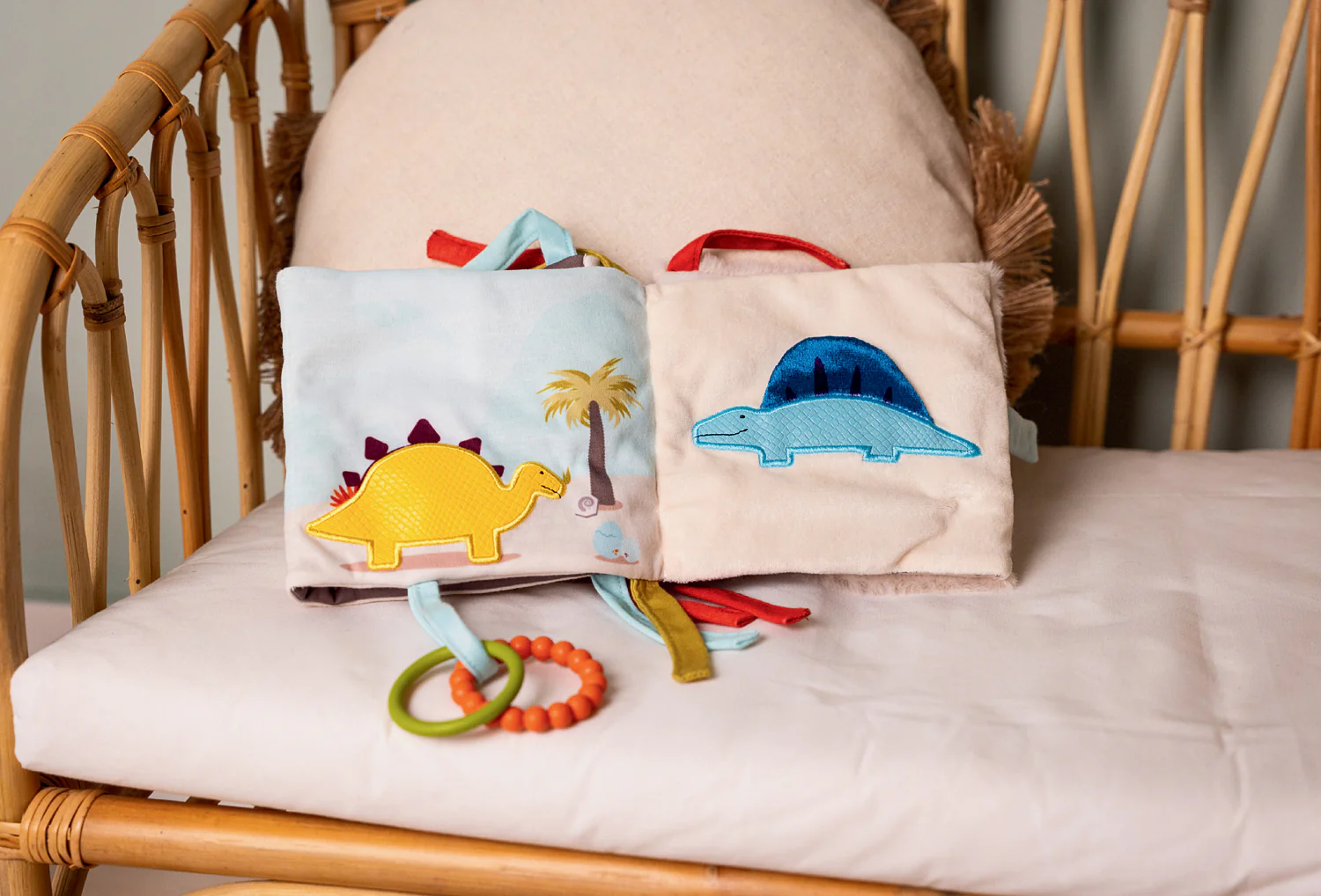 This product is designed to support both play and early education.