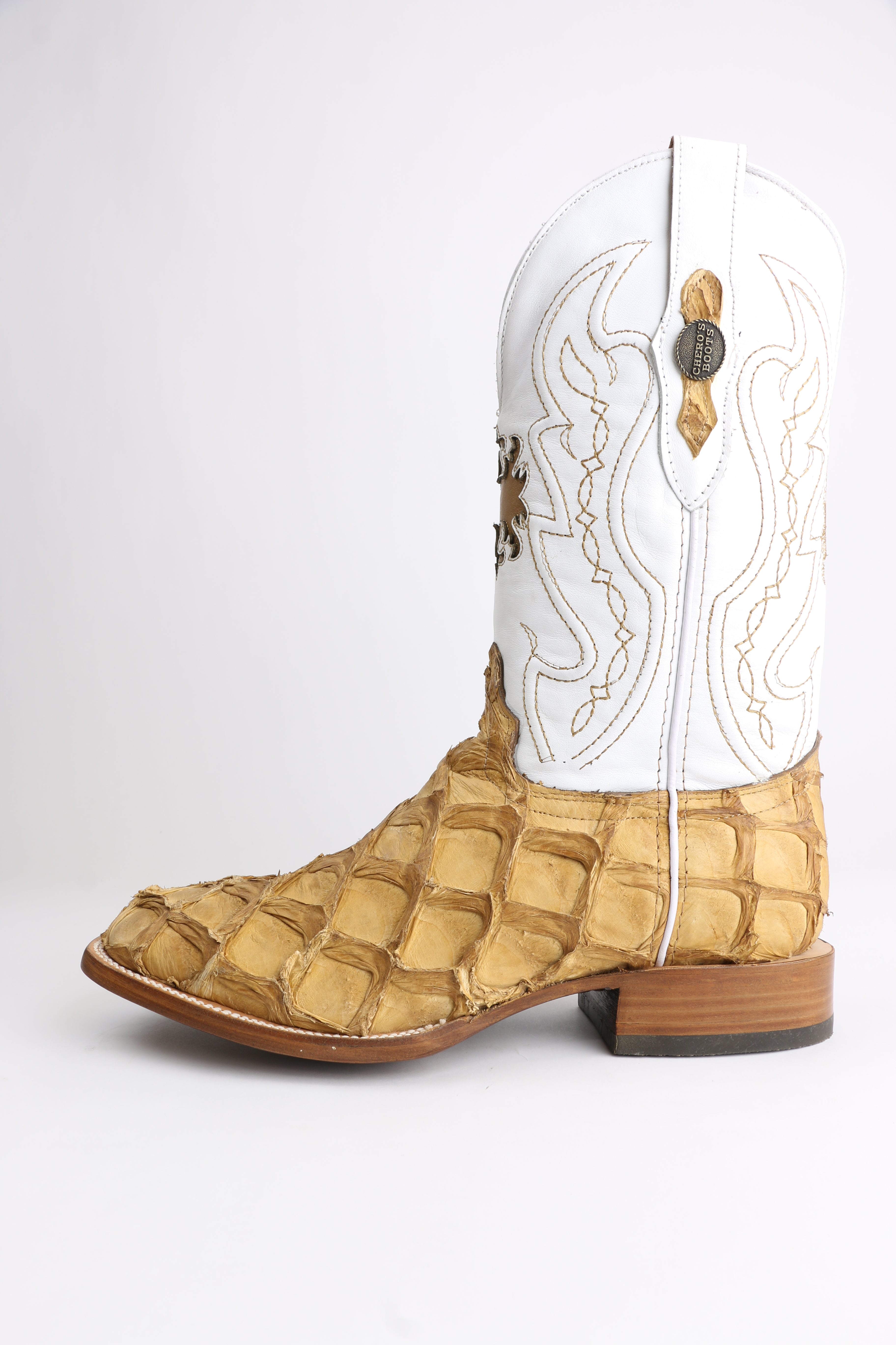 Chero's Premium Exotic Pirarucu Light Castor Clearance Sale 70%OFF