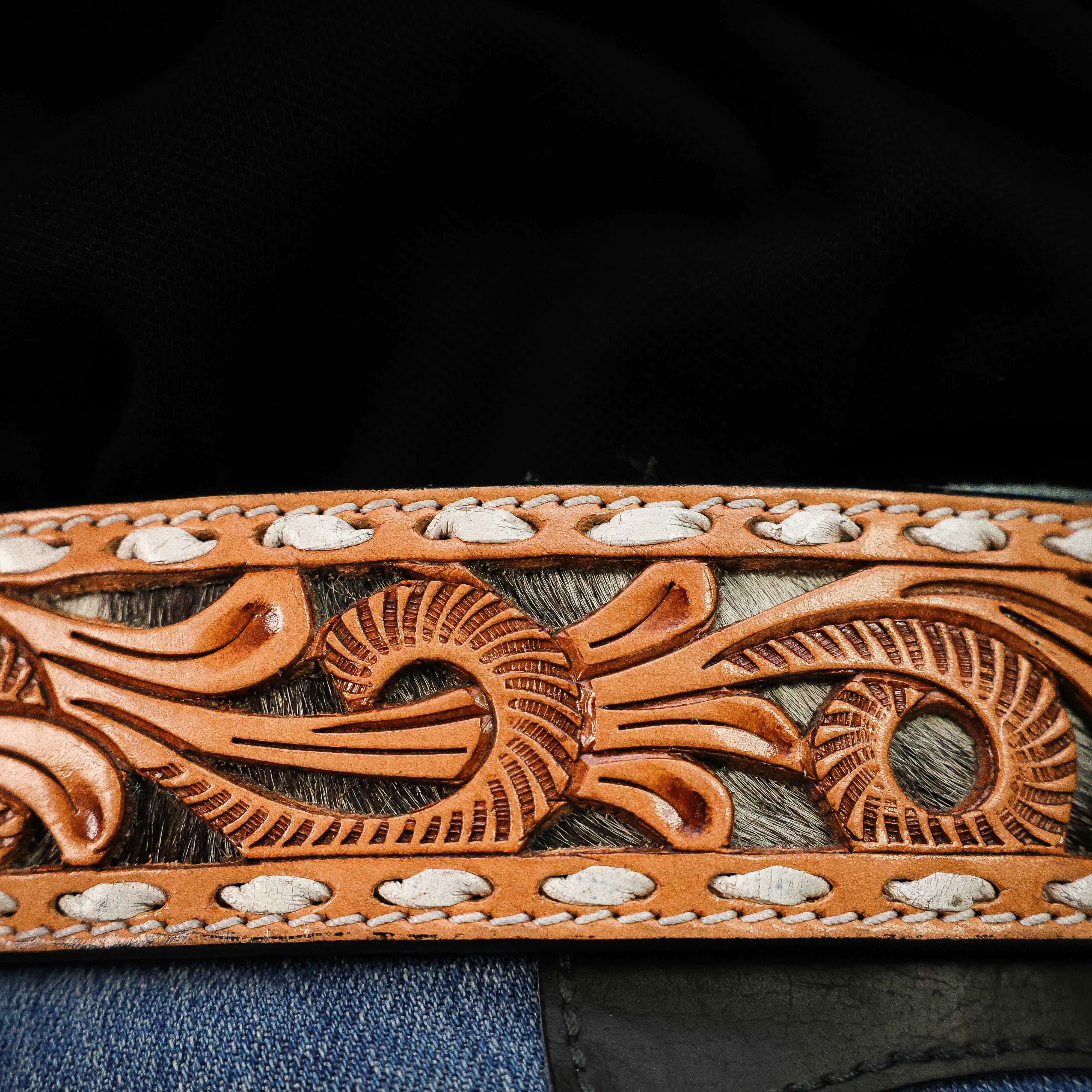 Hand-Tooled Artesanal Leather Belt