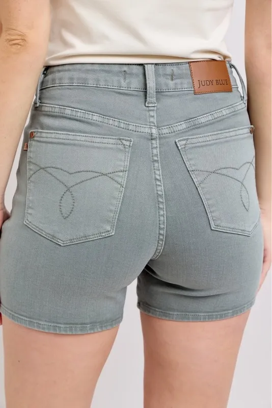 Hw Garment Dyed & Back Pkt Embroidery Shorts