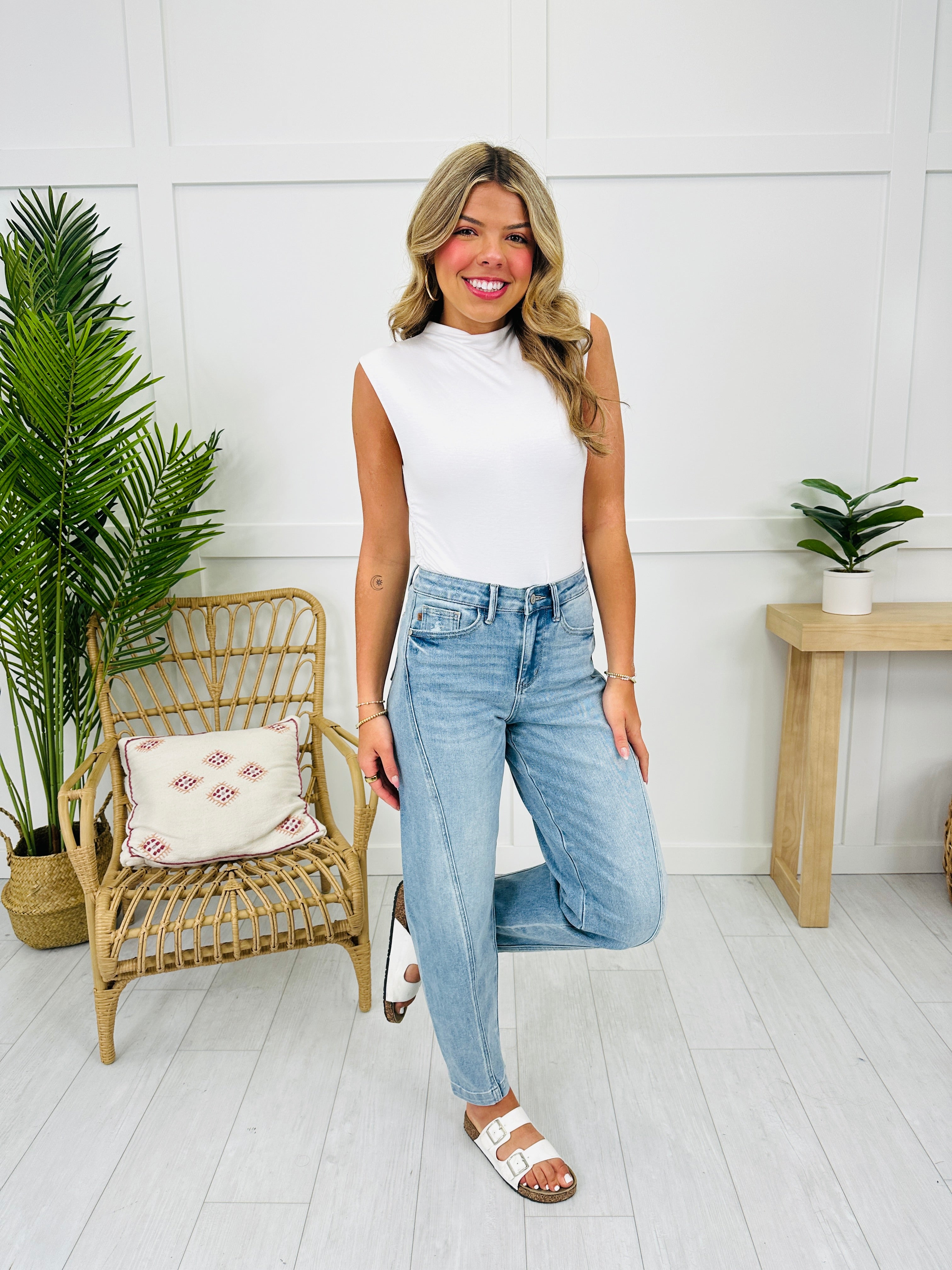 Judy Blue Barrel of Fun Barrel Style Jeans