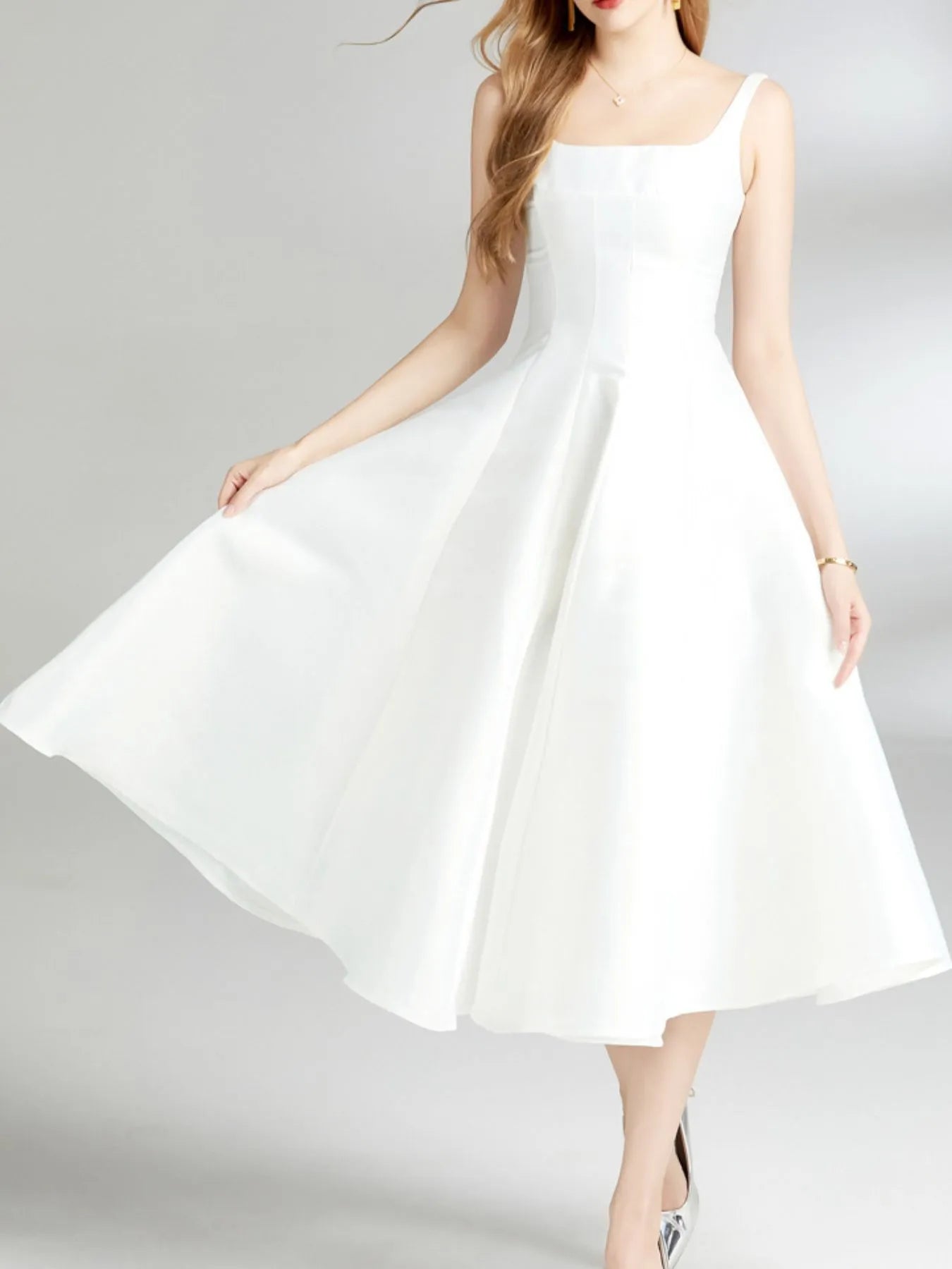 A-Line Silhouette Midi Sleeveless Dress