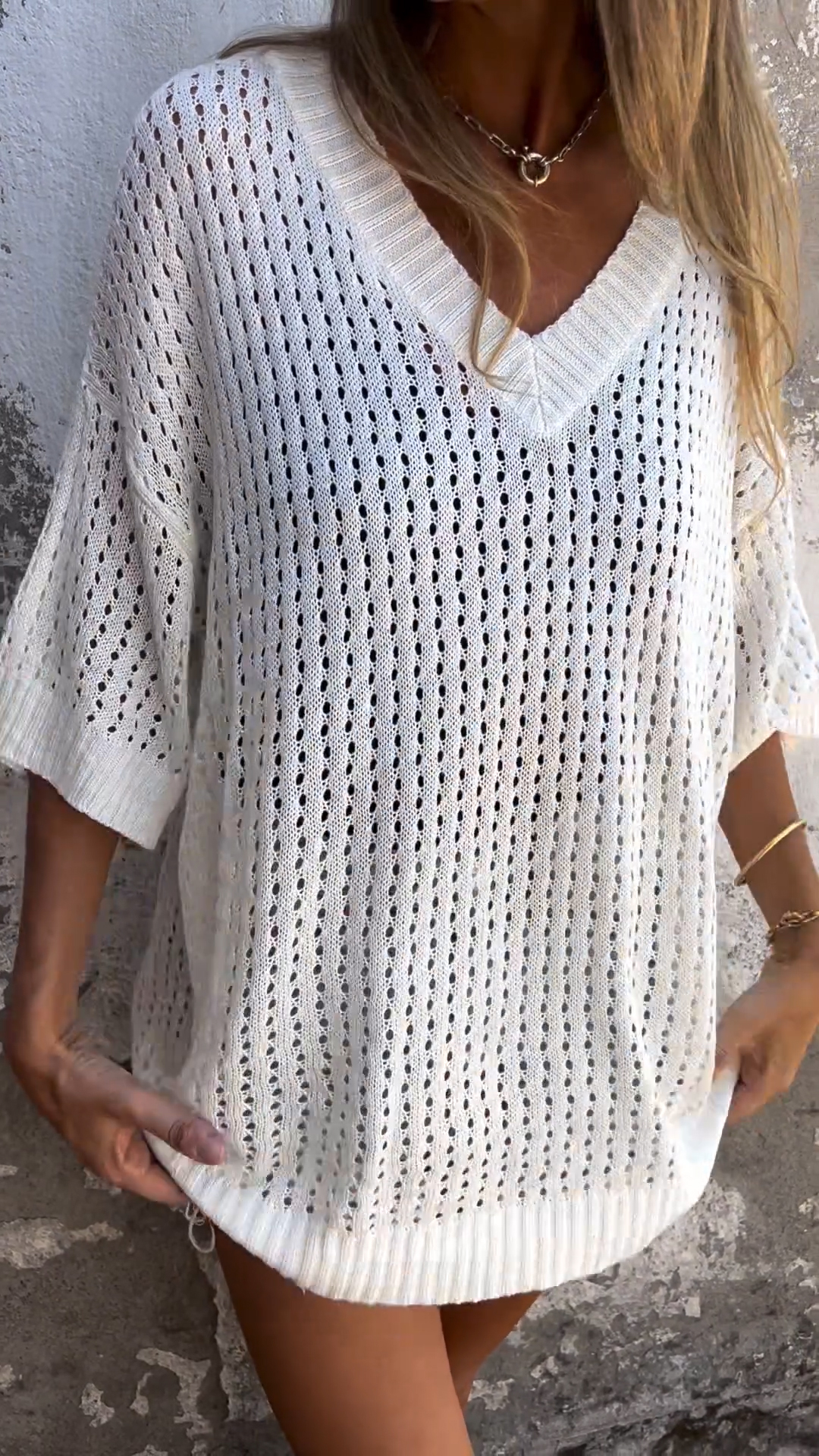 Ladies' Round Neck Hollowed Out Loose Casual Tops