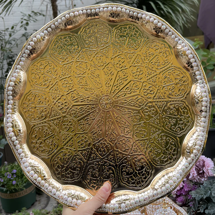 European Pearl & Gold Glass Tea Cups Set