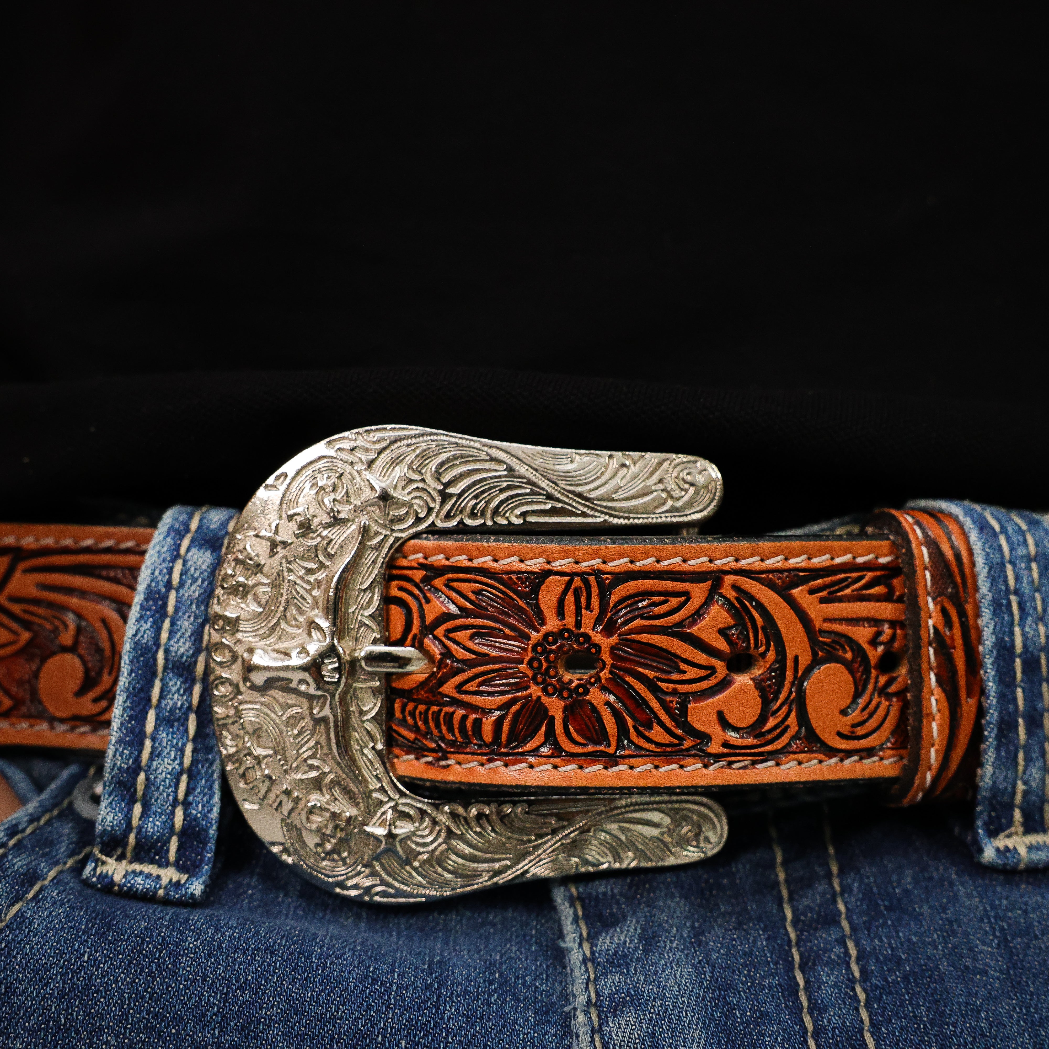 Hand-Tooled Artesanal Beaded Leather Belt