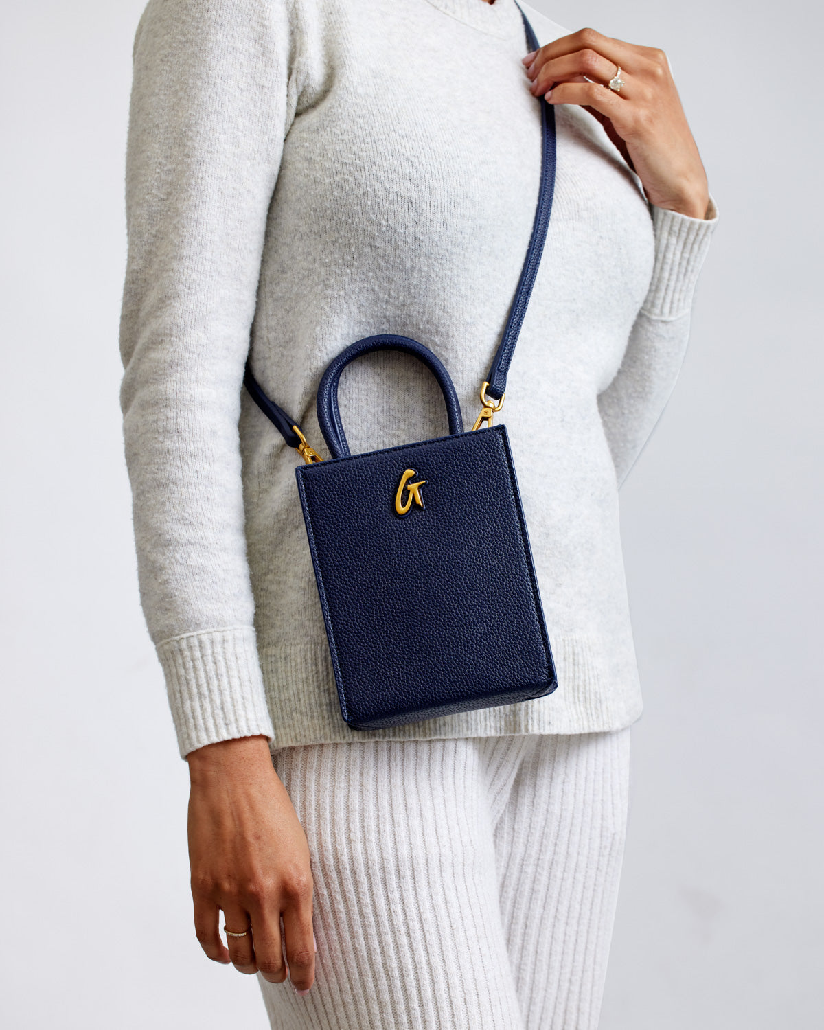 MINI PEBBLE TOTE - NAVY