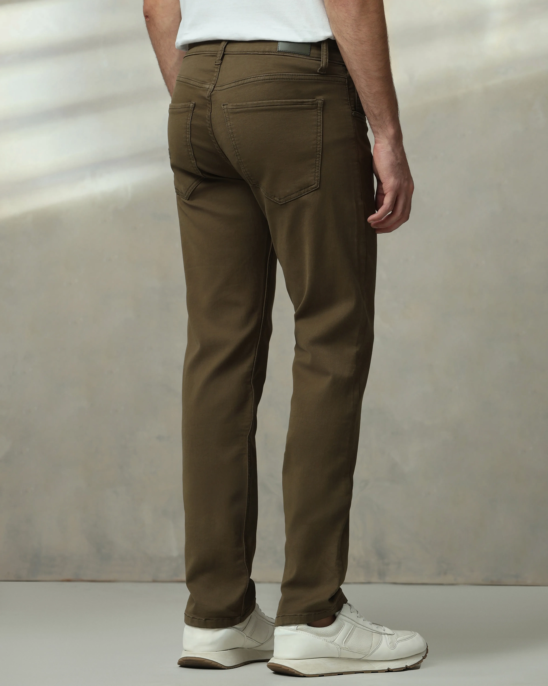 Classic Versatile And Comfortable Straight Olive Jeans