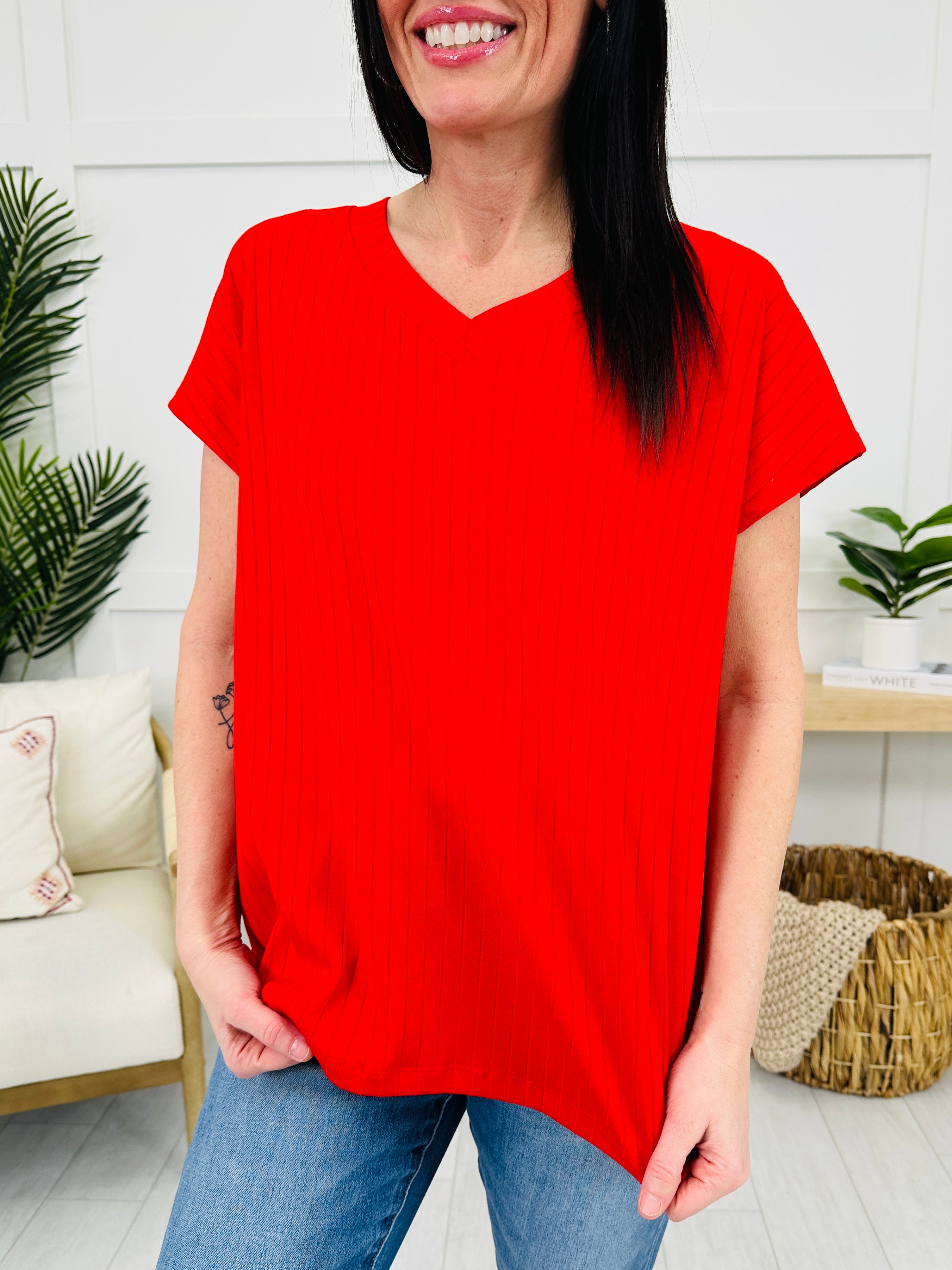 Stay Effortless Top- Multiple Colors!