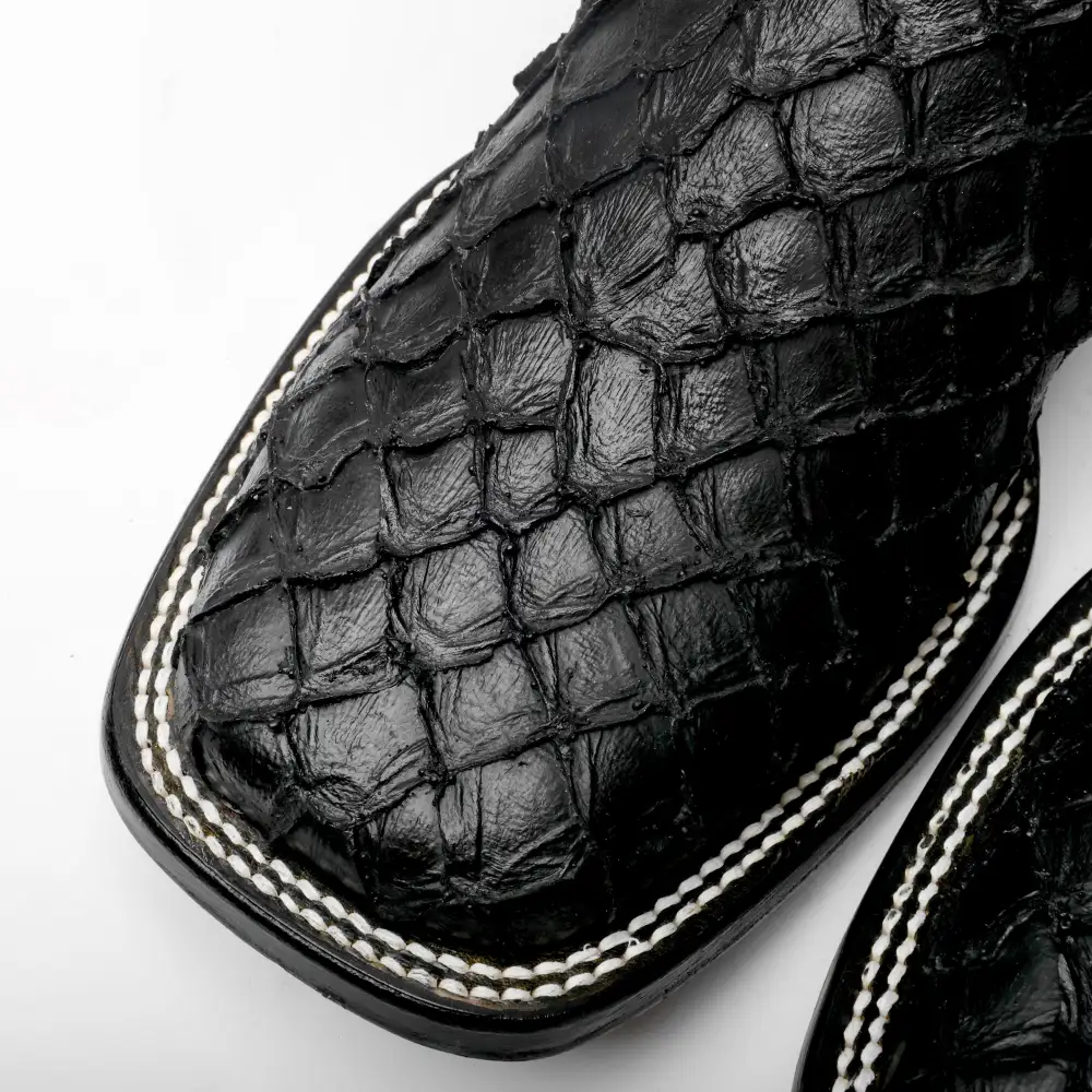 TOTAL BLACK Mini Pirarucu Leather Boots - Square Toe