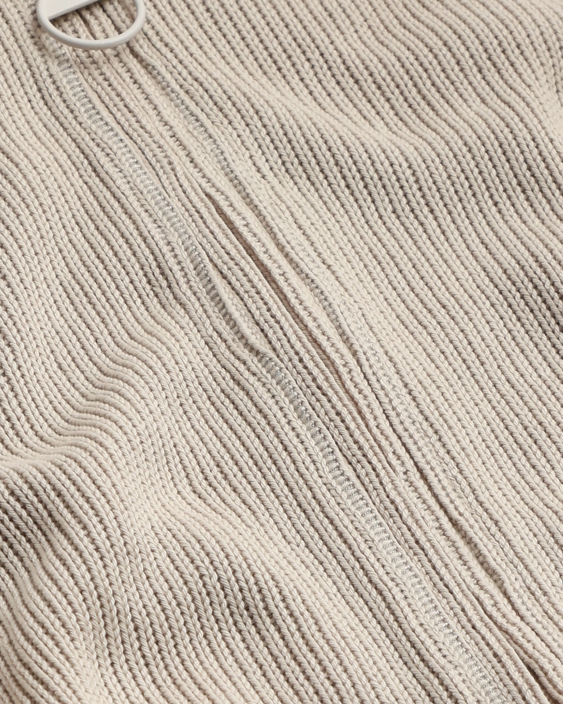 Comfortable Soft And Light-Skinned Slim Off White Sweater