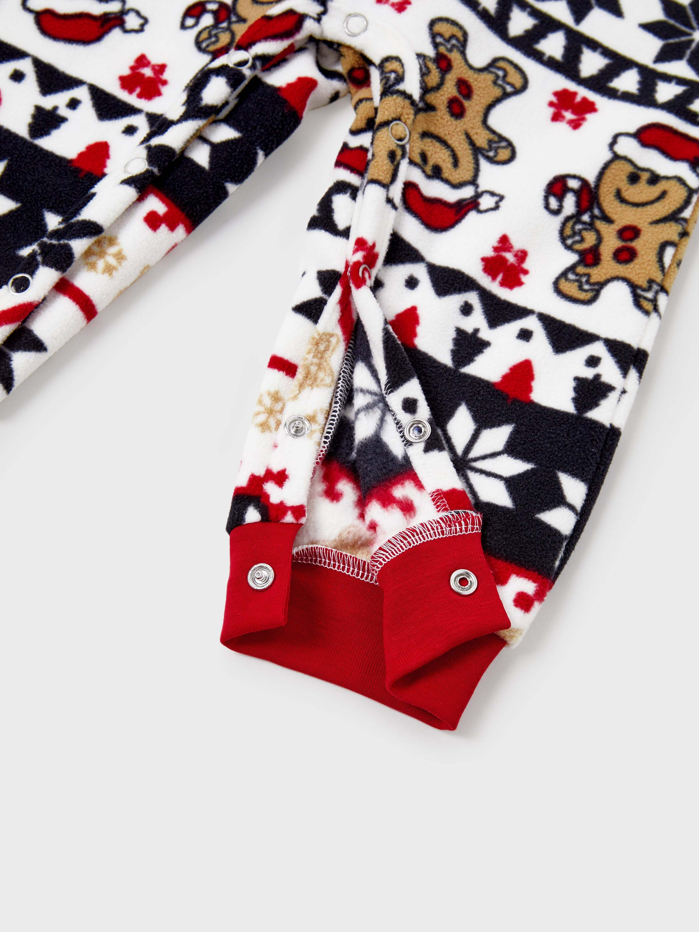 Christmas Matching Family Fleece Pajamas Set Gingerbread and Snowflake Print PJS with Christmas Socks Red