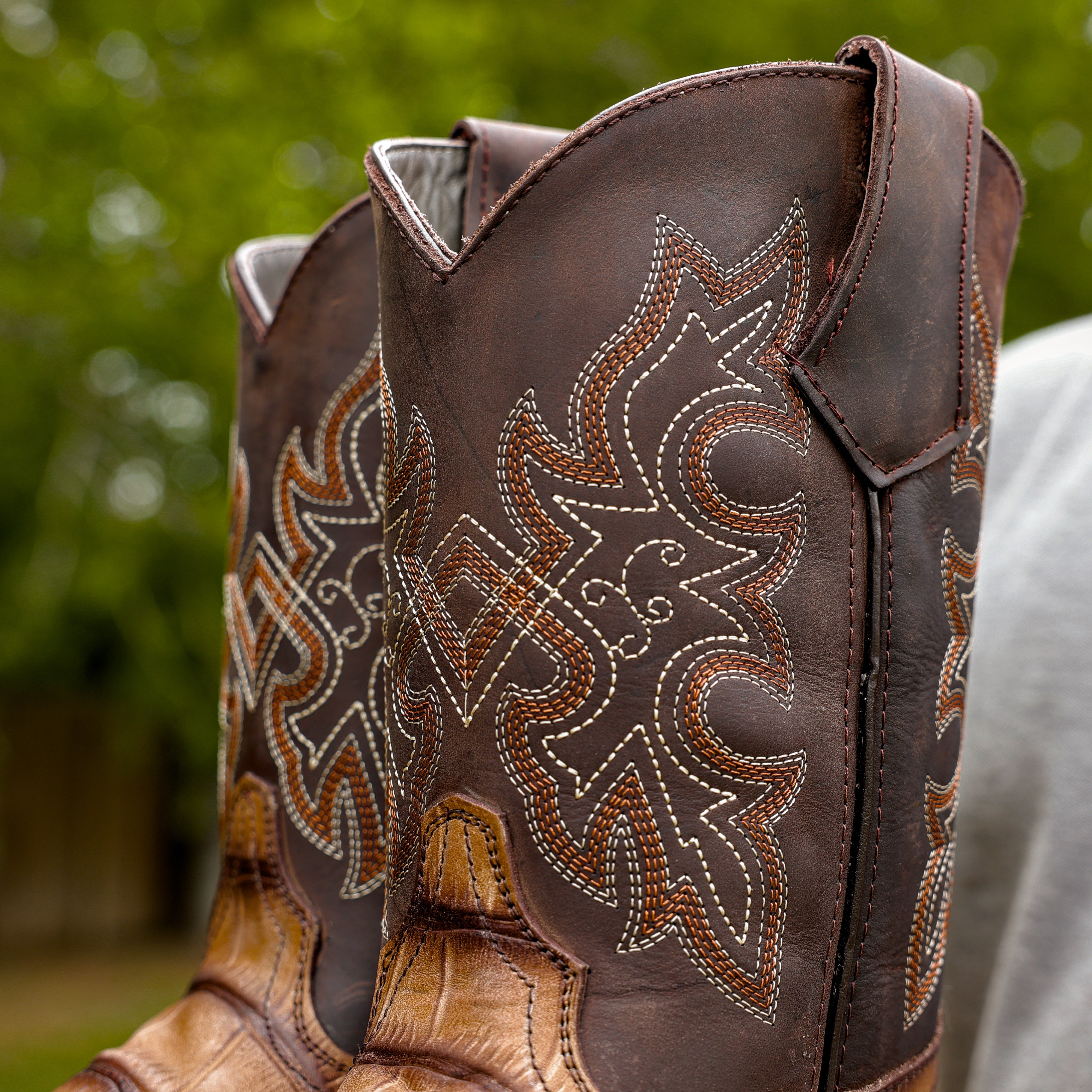 Moka American Gator Belly Leather Boots With Lightweight Soles - Square Toe