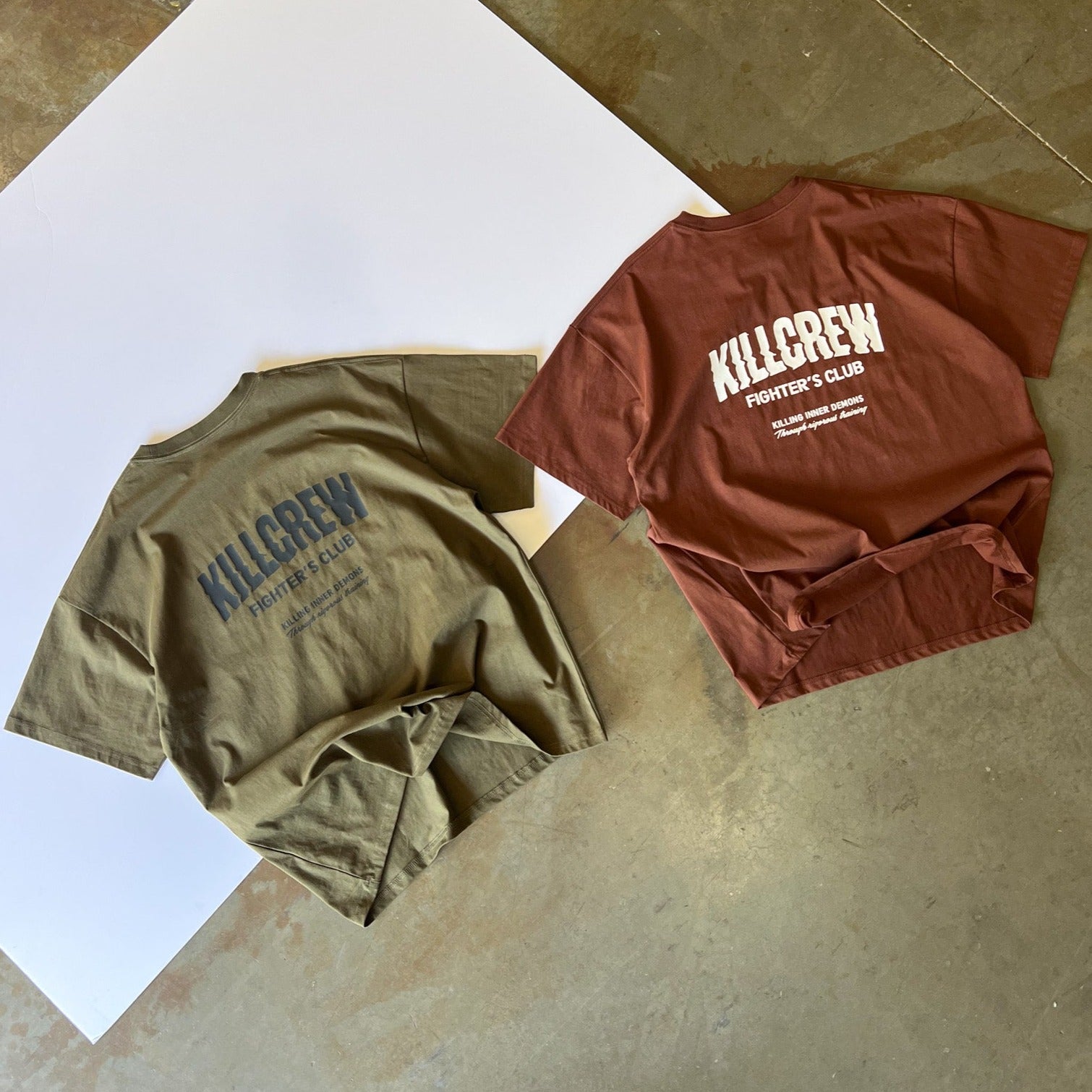 RELAXED FIT RIGOROUS TRAINING T-SHIRT - BROWN / WHITE