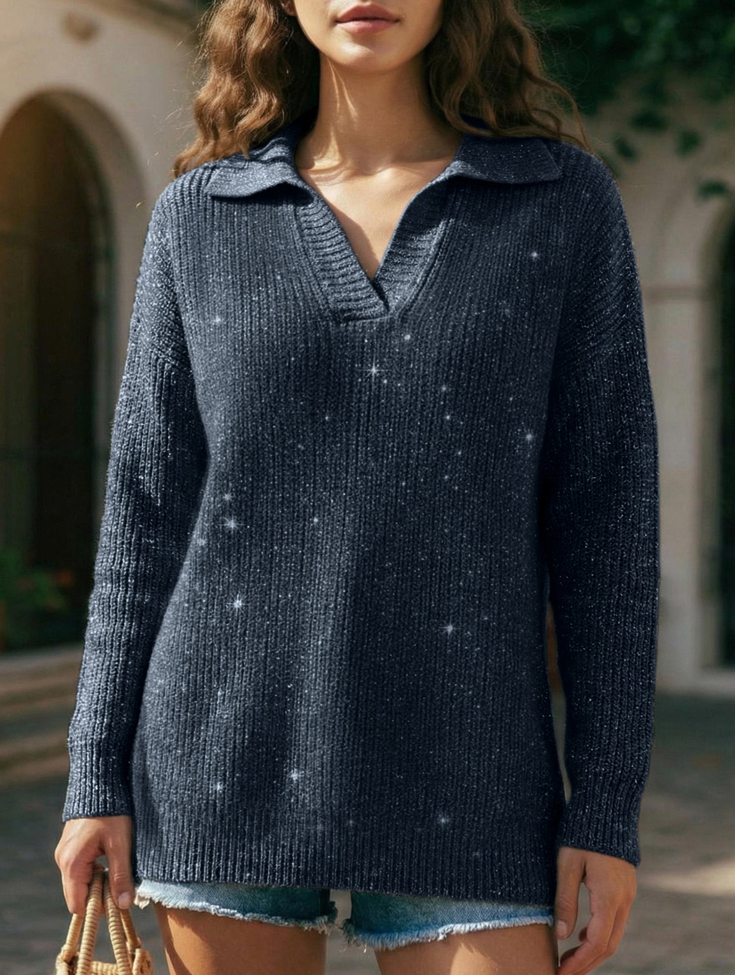 Loose-fitting, silver-threaded, sparkly T-shirt_CWOSWL09205