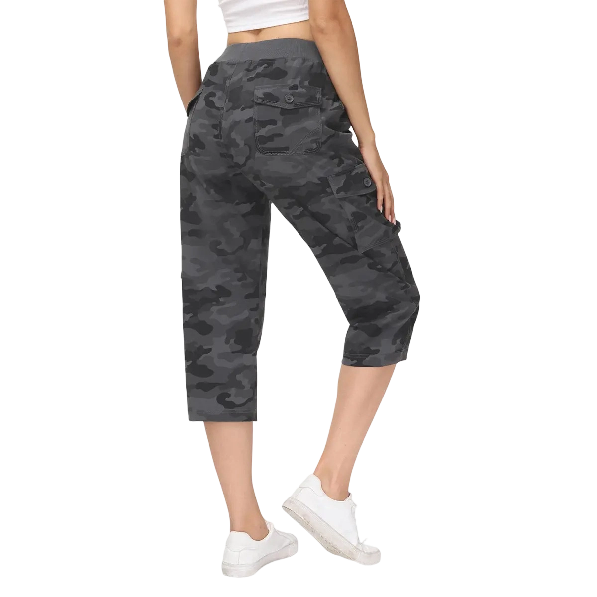 Women’s Lightweight Quick-Dry Capri Cargo Pants